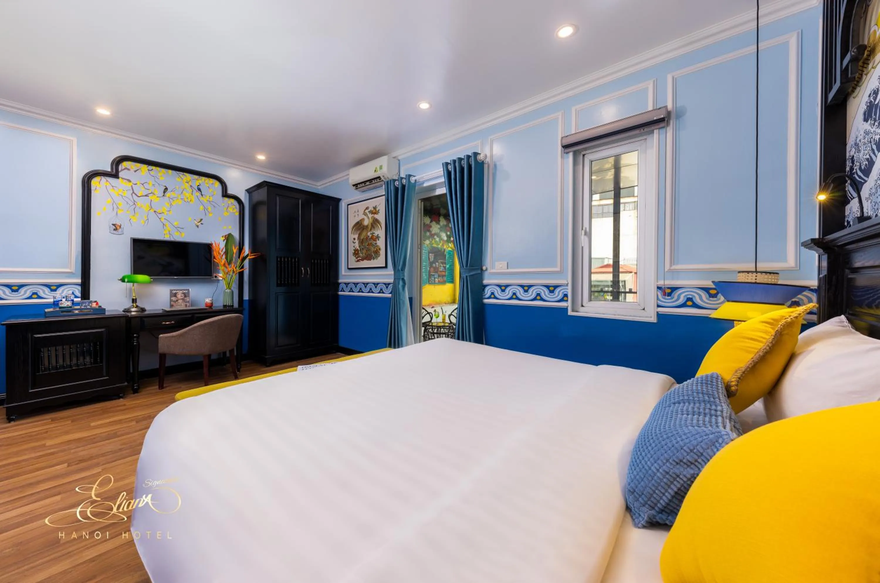 Bed in Eliana Signature Hanoi Hotel