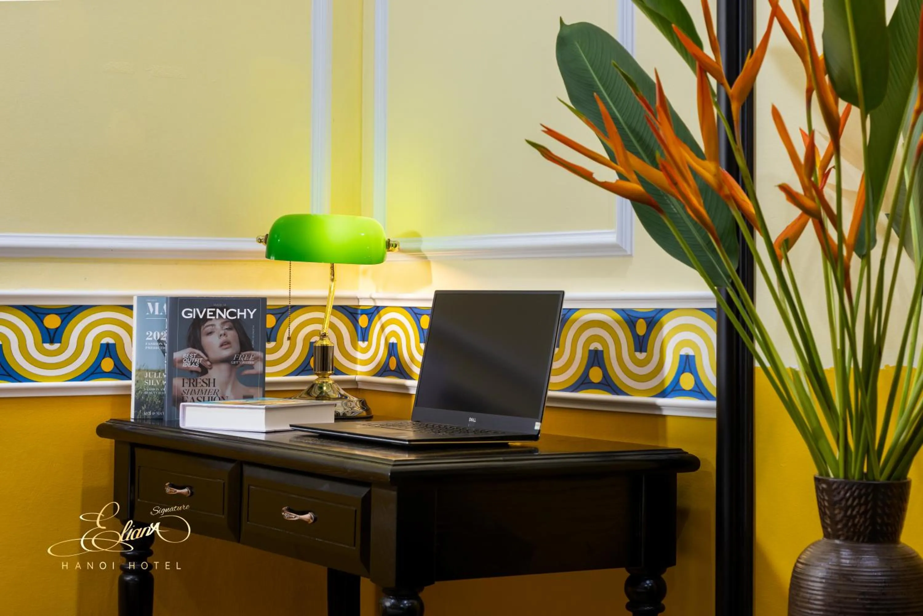 hair dresser in Eliana Signature Hanoi Hotel