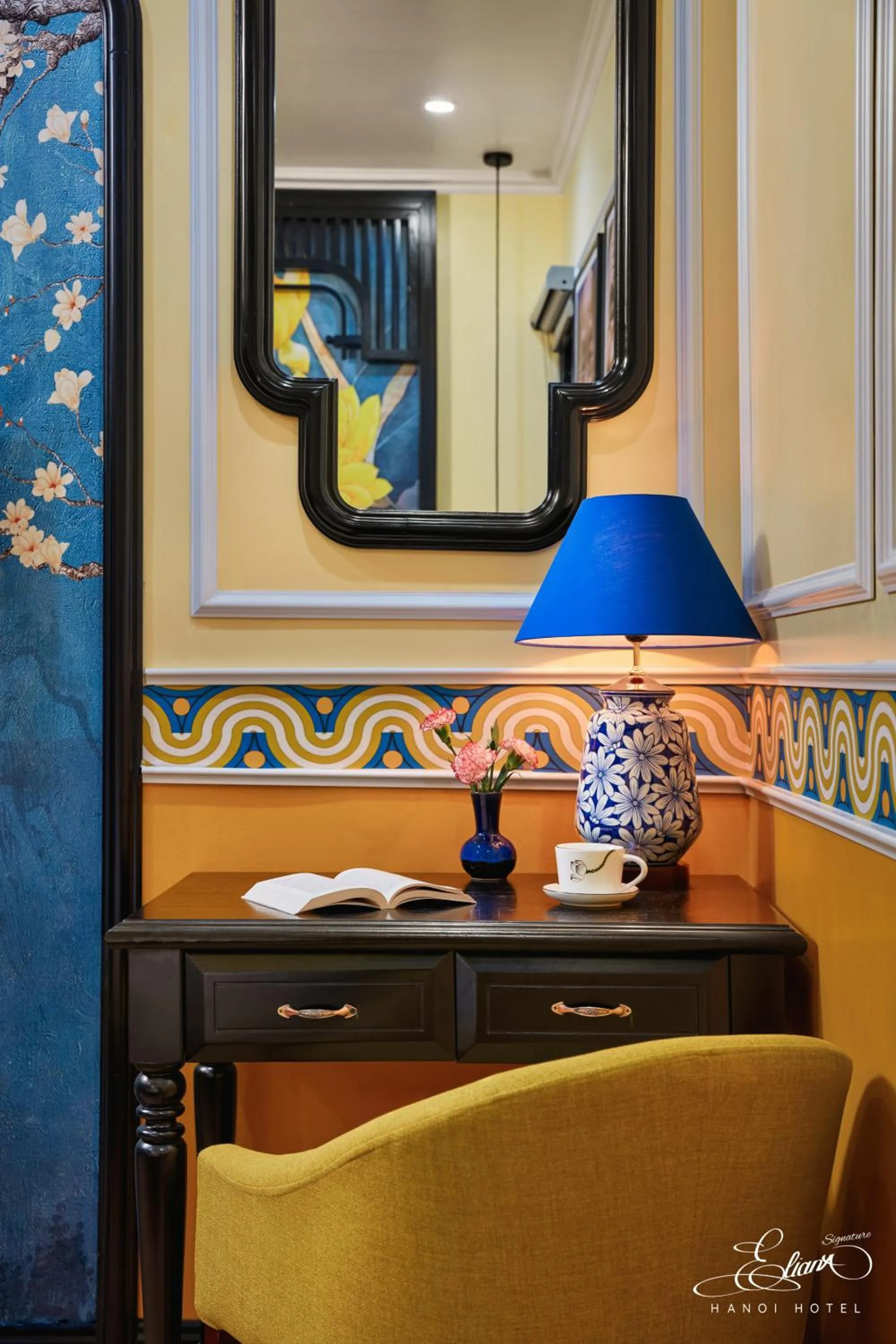 Living room in Eliana Signature Hanoi Hotel