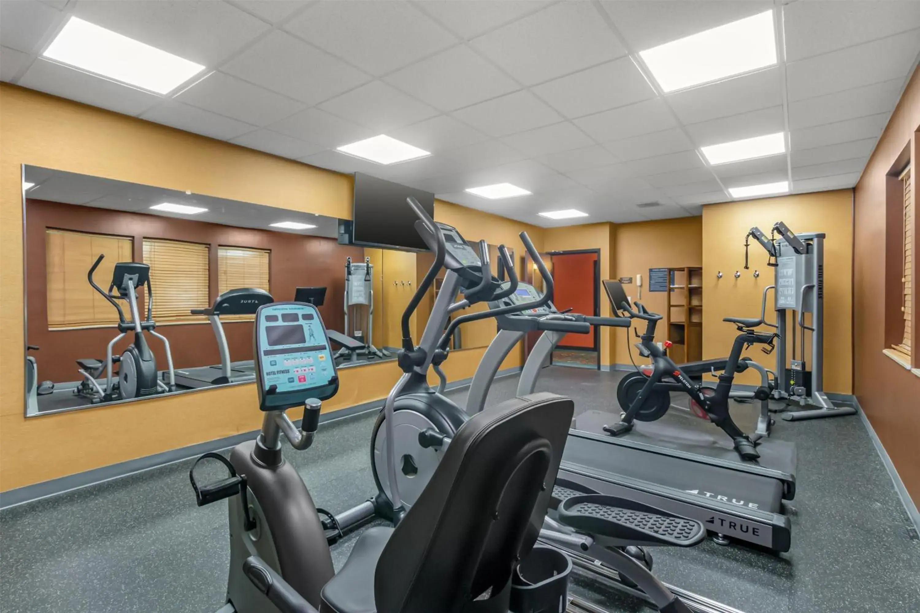 Fitness centre/facilities in Best Western Plus Hiawatha Hotel Fitness centre/facilities in Best Western Plus Hiawatha Hotel