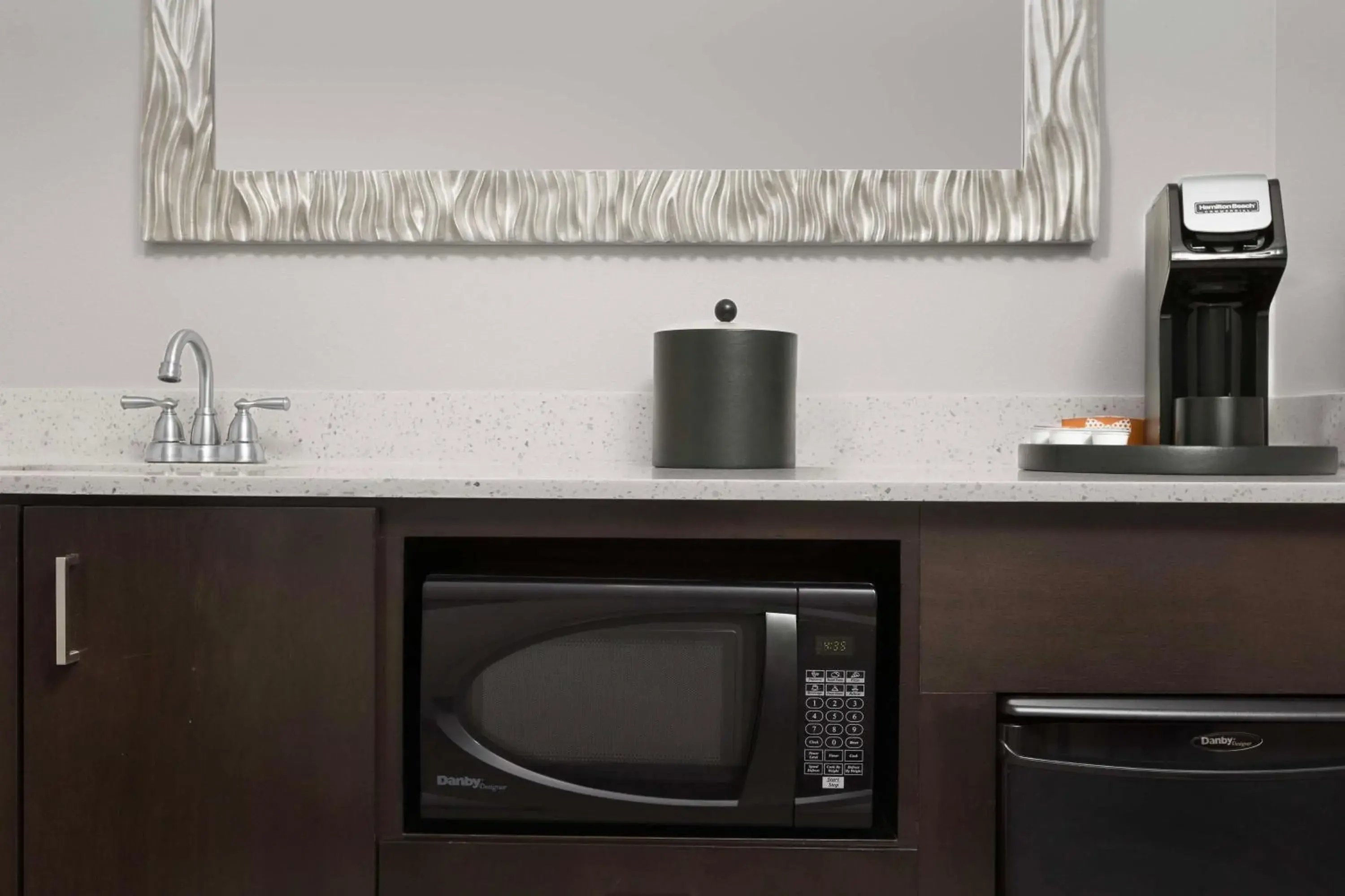 Queen Studio Suite with Two Queen Beds - Non-Smoking in Hampton Inn & Suites El Paso/East Queen Studio Suite with Two Queen Beds - Non-Smoking in Hampton Inn & Suites El Paso/East