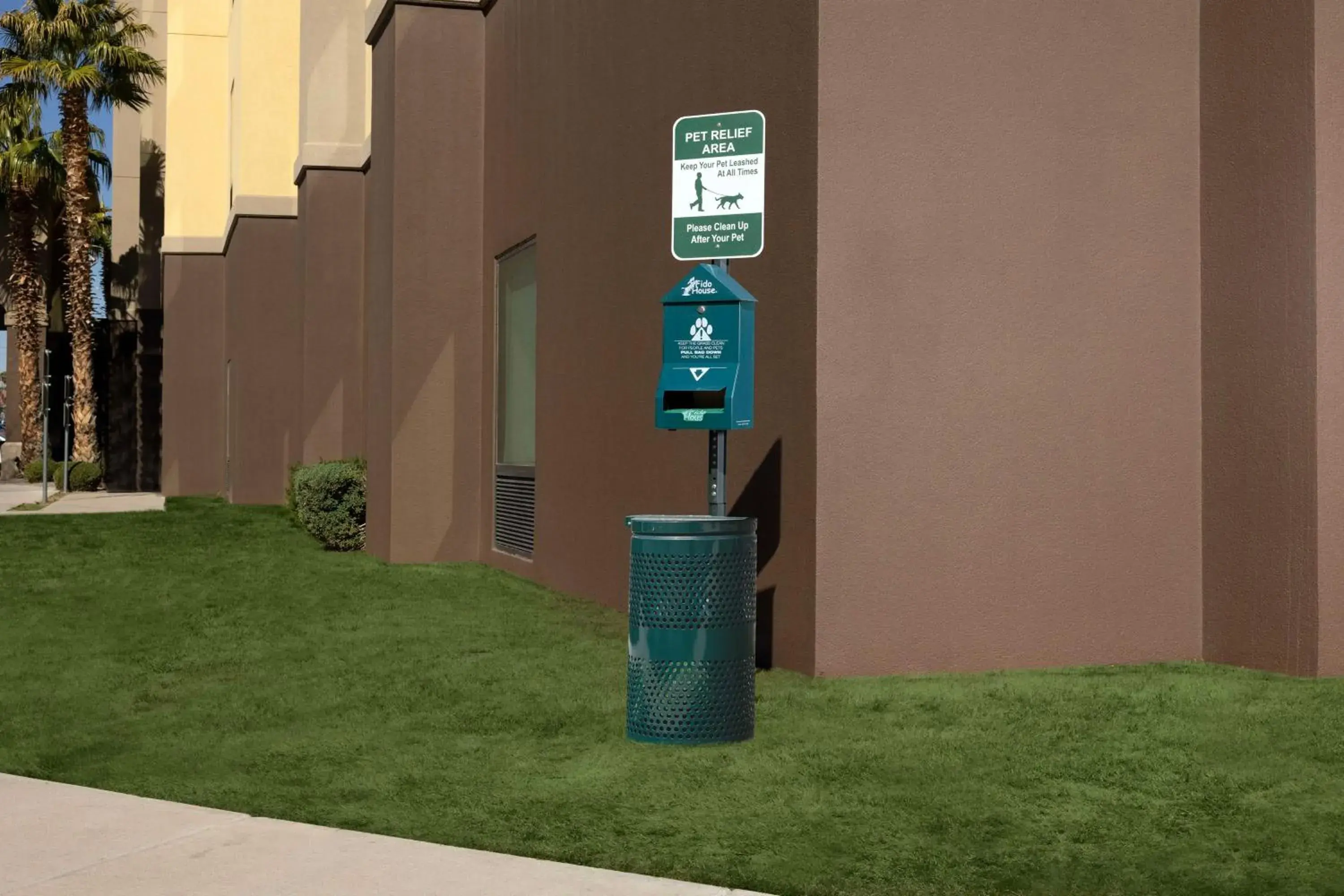 Property building in Hampton Inn & Suites El Paso/East Property building in Hampton Inn & Suites El Paso/East