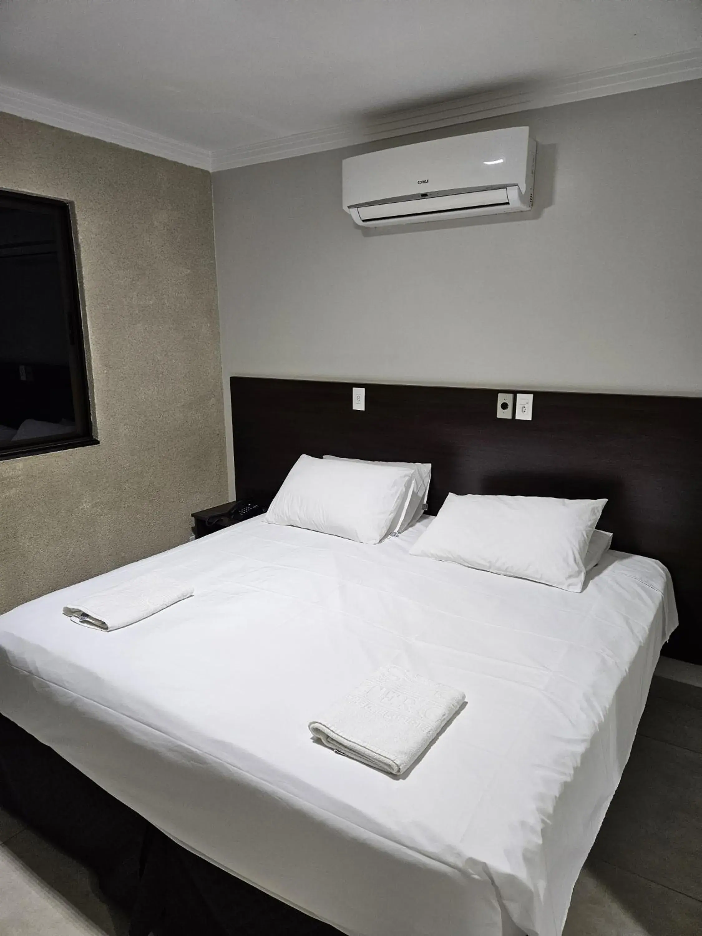 Bed in Master Gold Hotel Express Bed in Master Gold Hotel Express