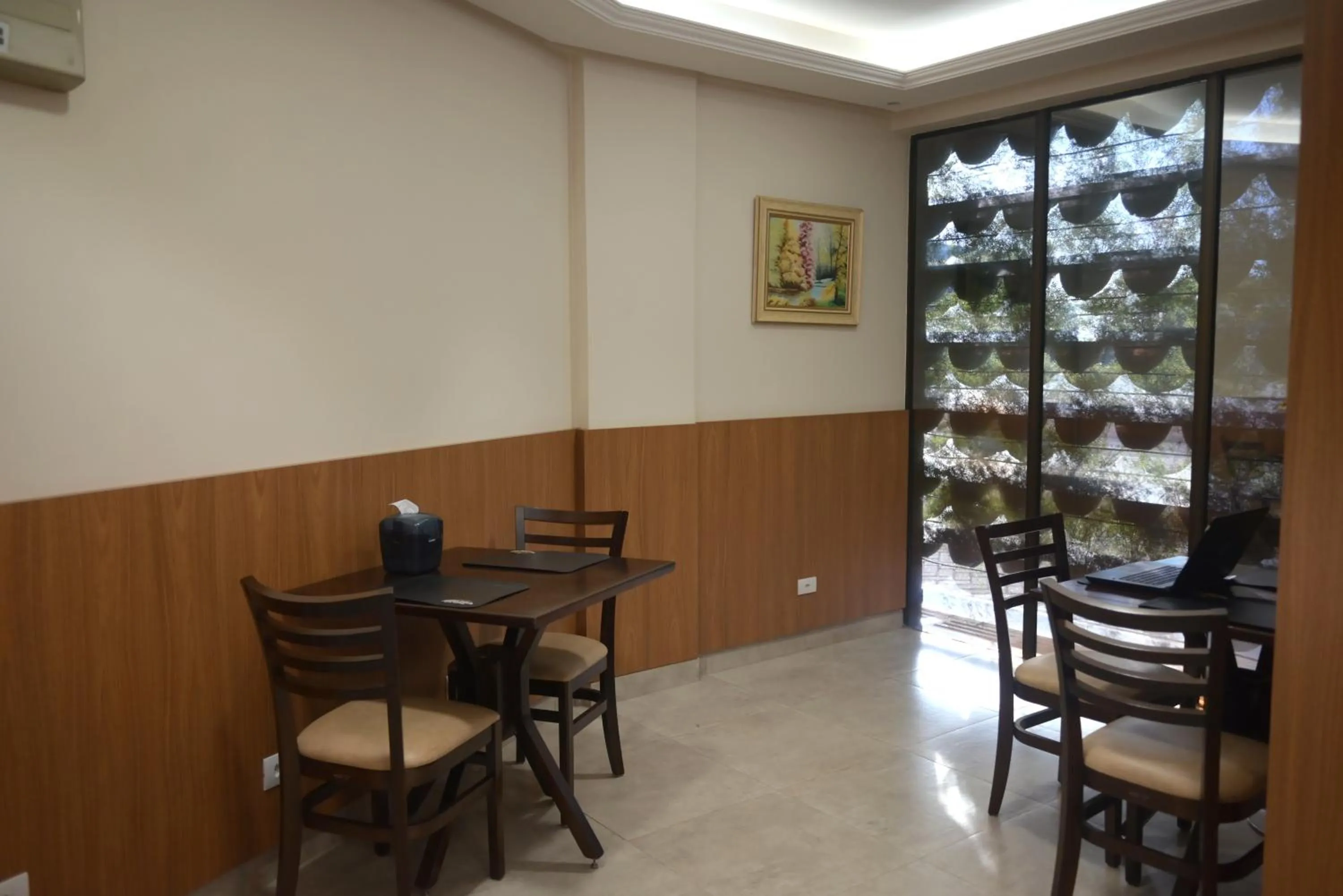 Business facilities in Master Gold Hotel Express