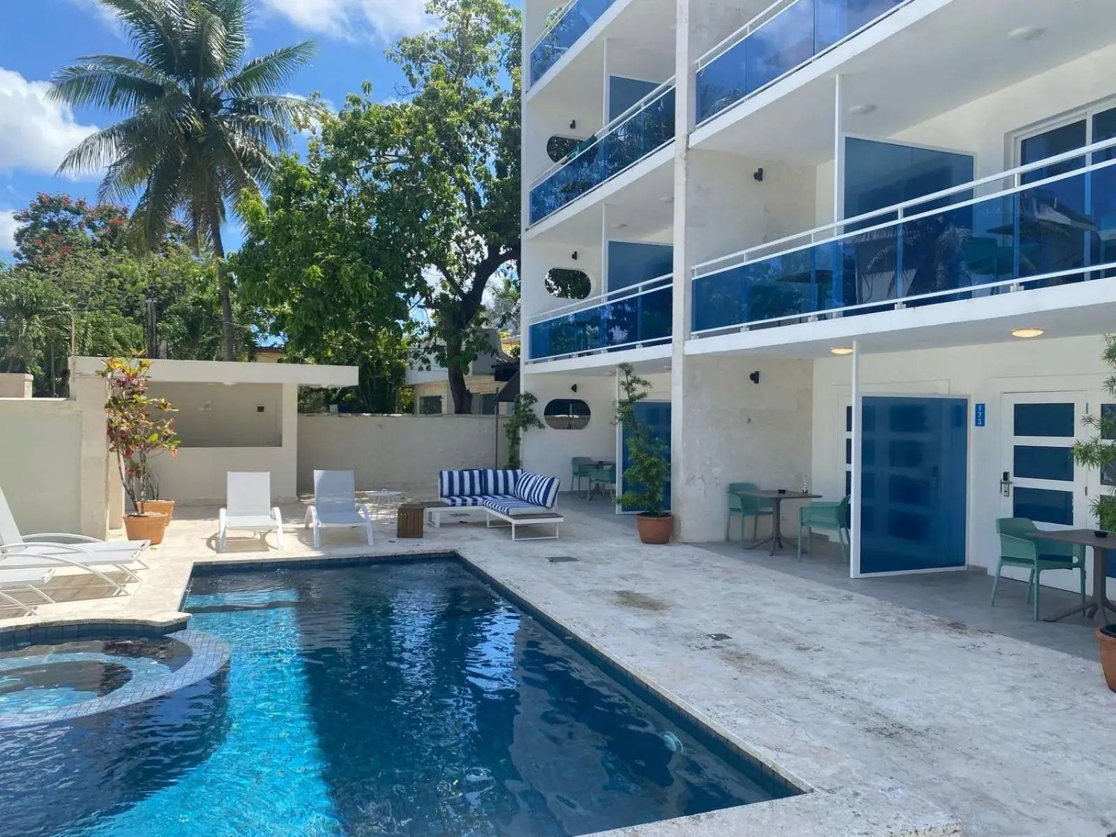 Property building in New Garden Hotel Property building in New Garden Hotel