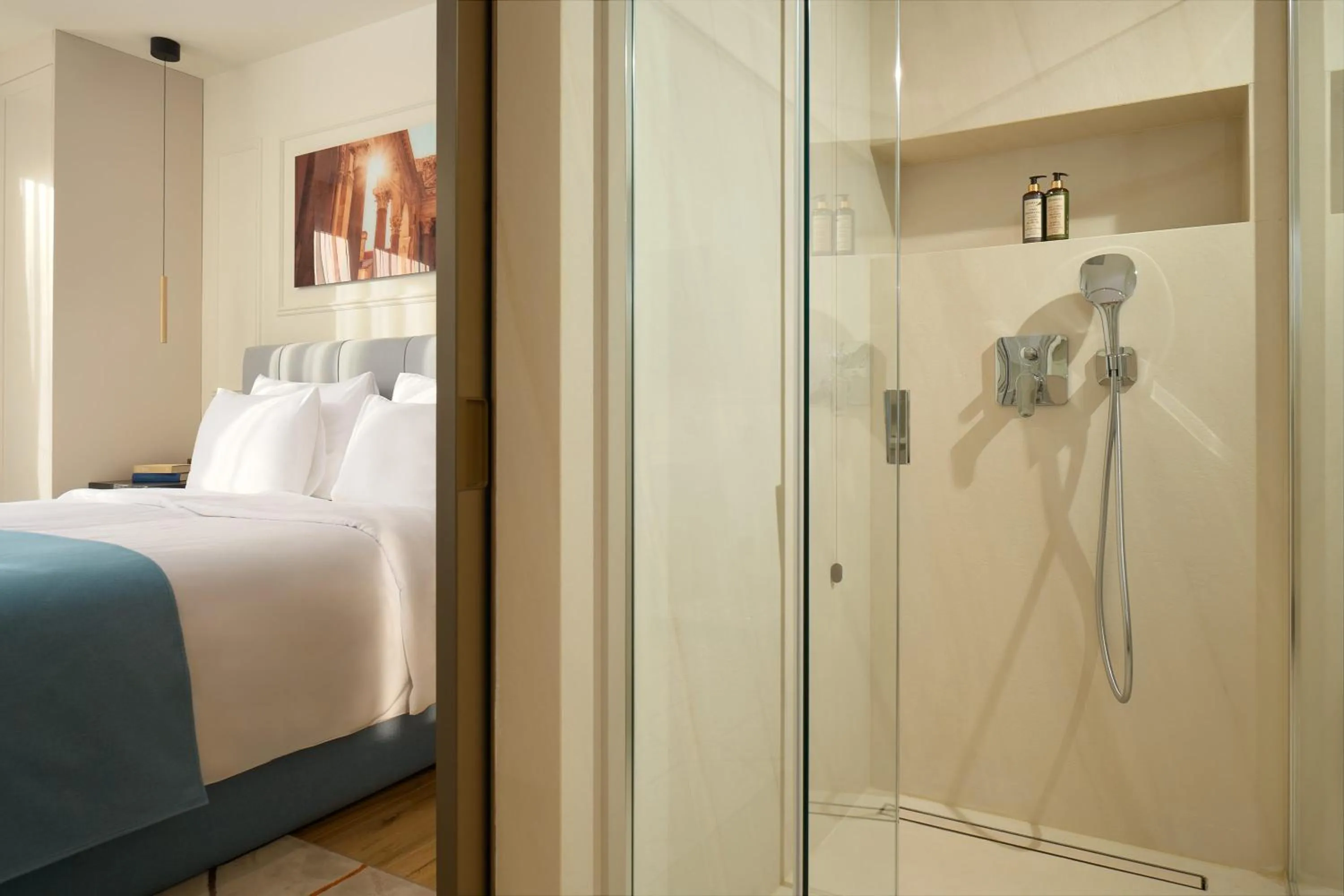 Bed in Mirari Boutique Hotel