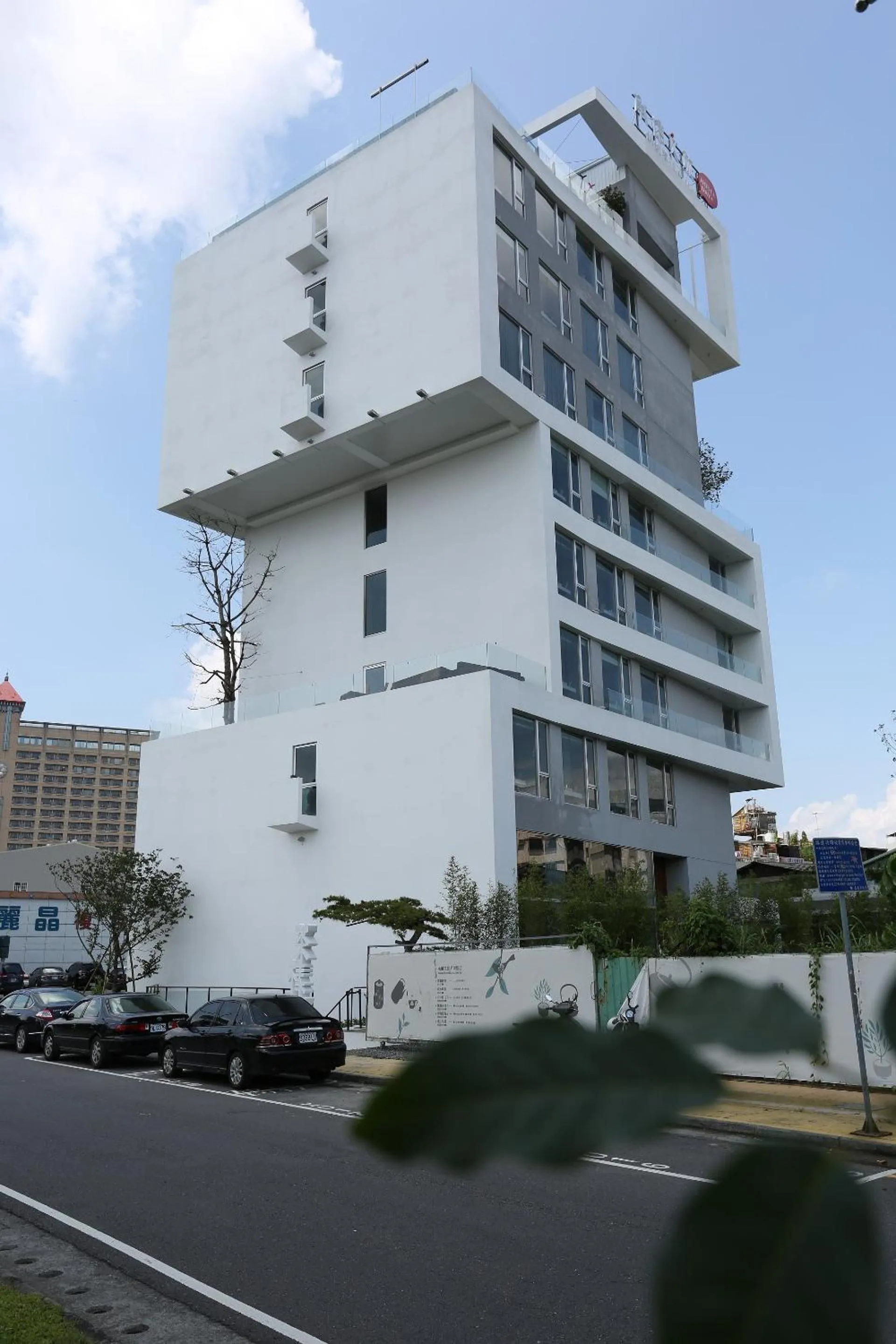 Facade/entrance in Hotel Day Plus Teascape