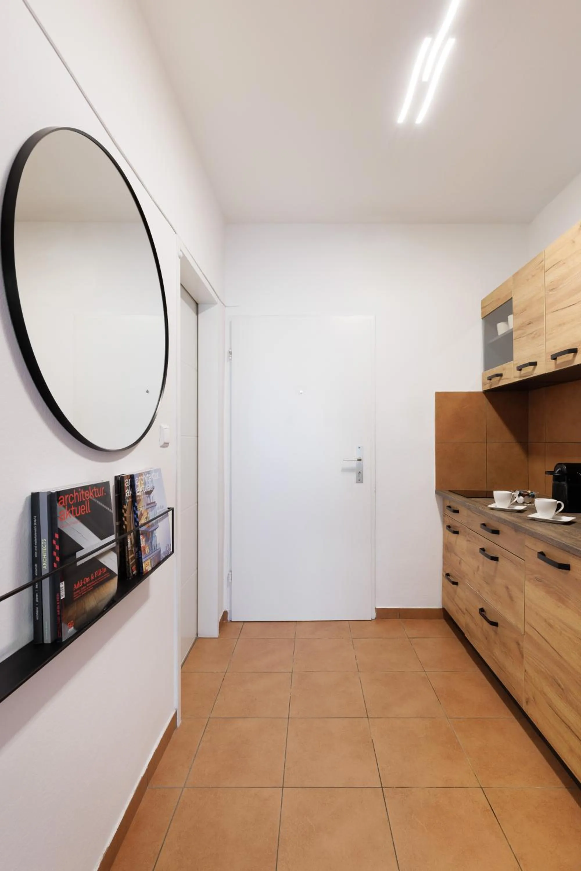 Kitchen or kitchenette in NEU! Apartment mit Klimaanlage, nahe Hauptbahnhof
