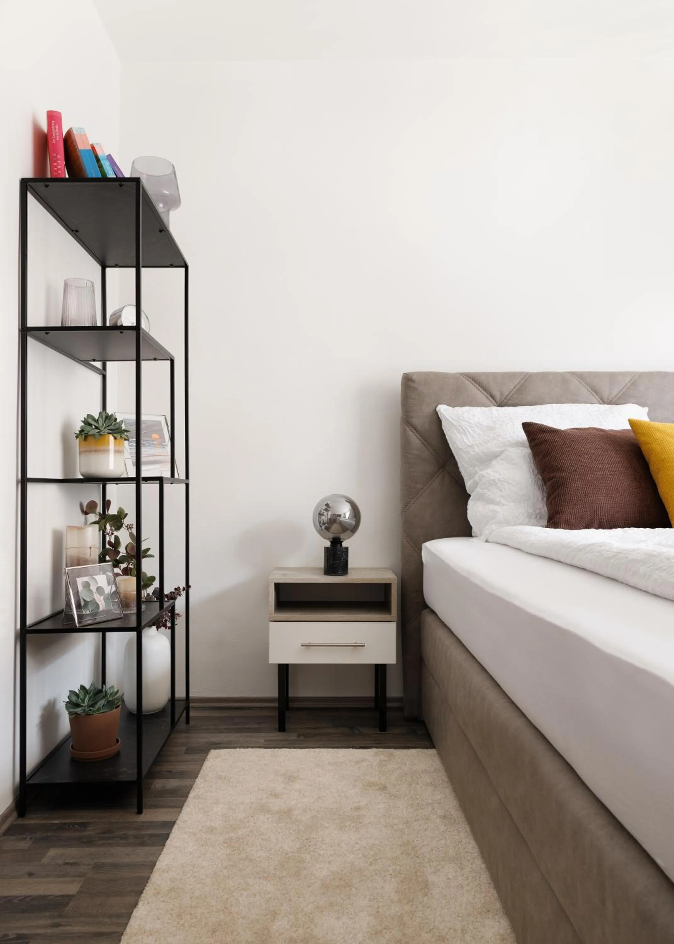 Photo of the whole room, Bed in NEU! Apartment mit Klimaanlage, nahe Hauptbahnhof