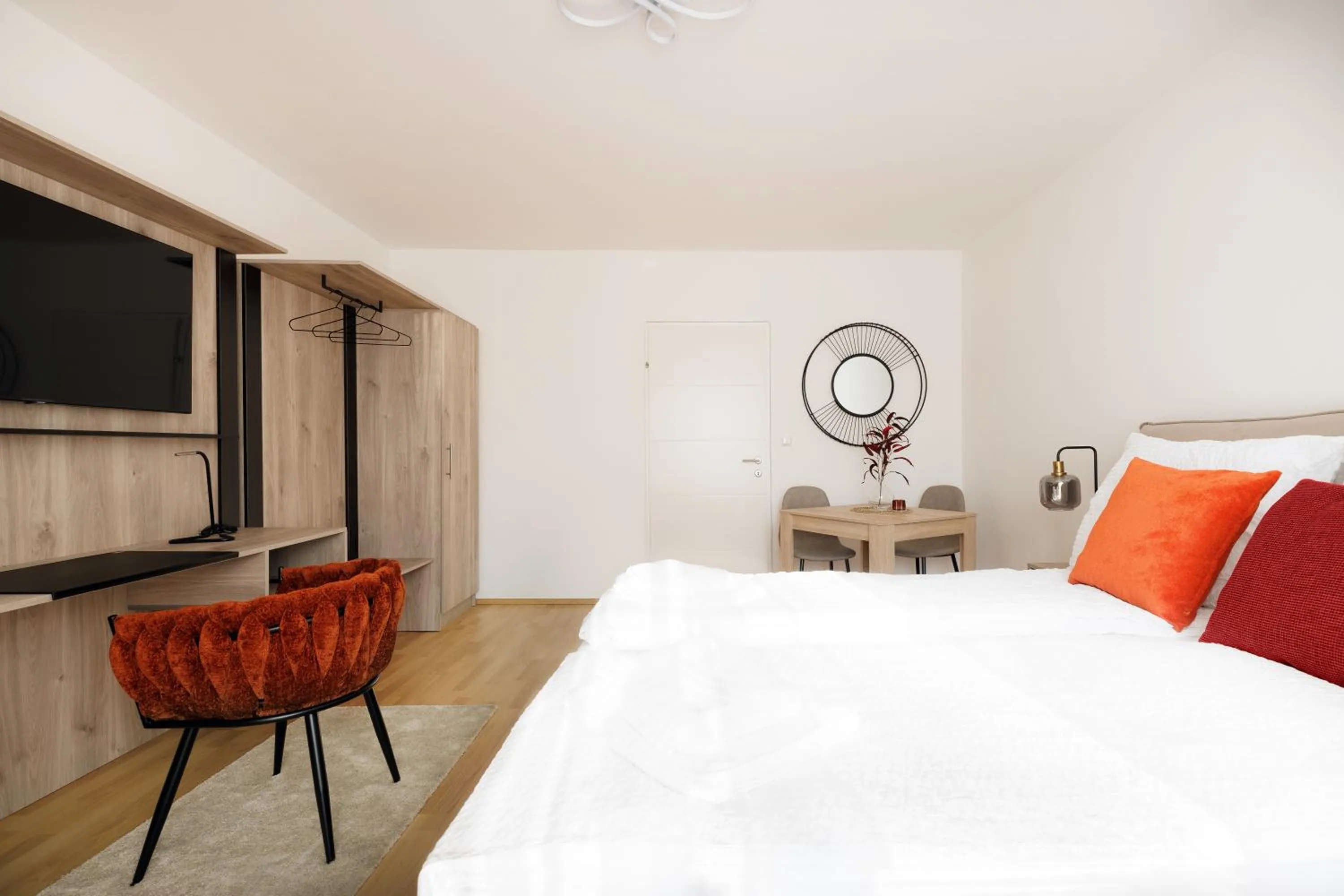 Bed in NEU! Apartment mit Klimaanlage, nahe Hauptbahnhof