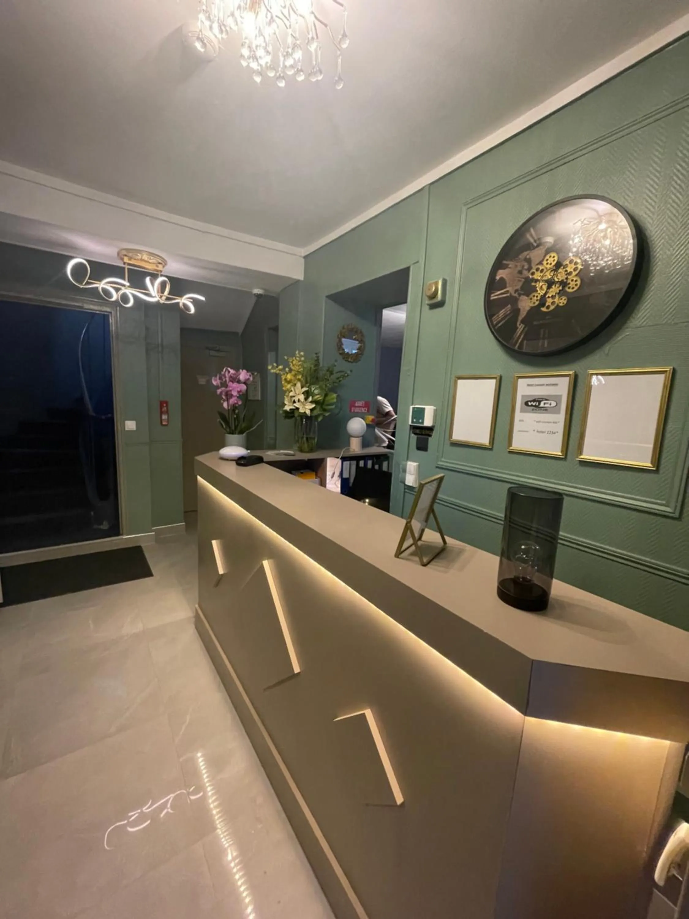 HOTEL LOUVAIN