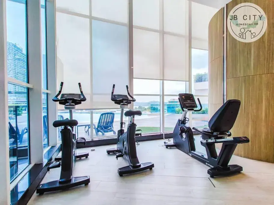 Fitness centre/facilities in Pine Tree Suites by RR JBcity Fitness centre/facilities in Pine Tree Suites by RR JBcity