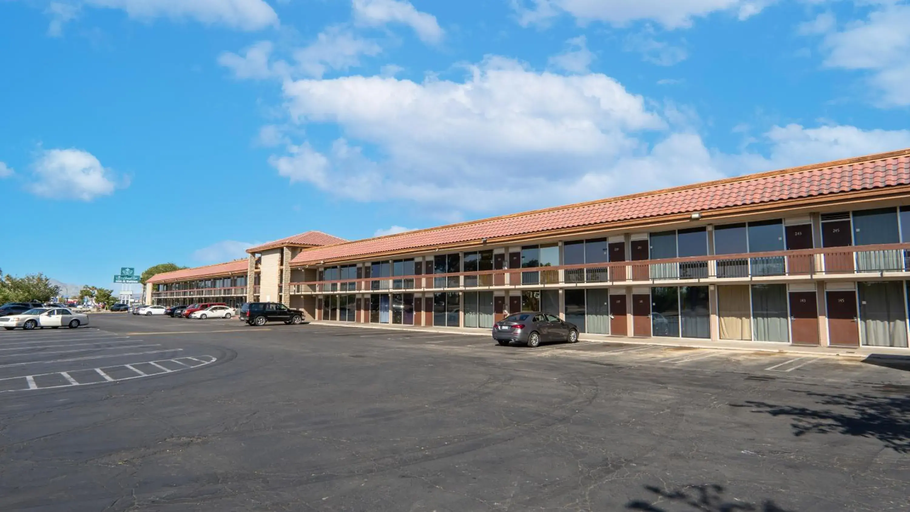 Property building in G T Hotels Inn & Suites Extended Stay Property building in G T Hotels Inn & Suites Extended Stay