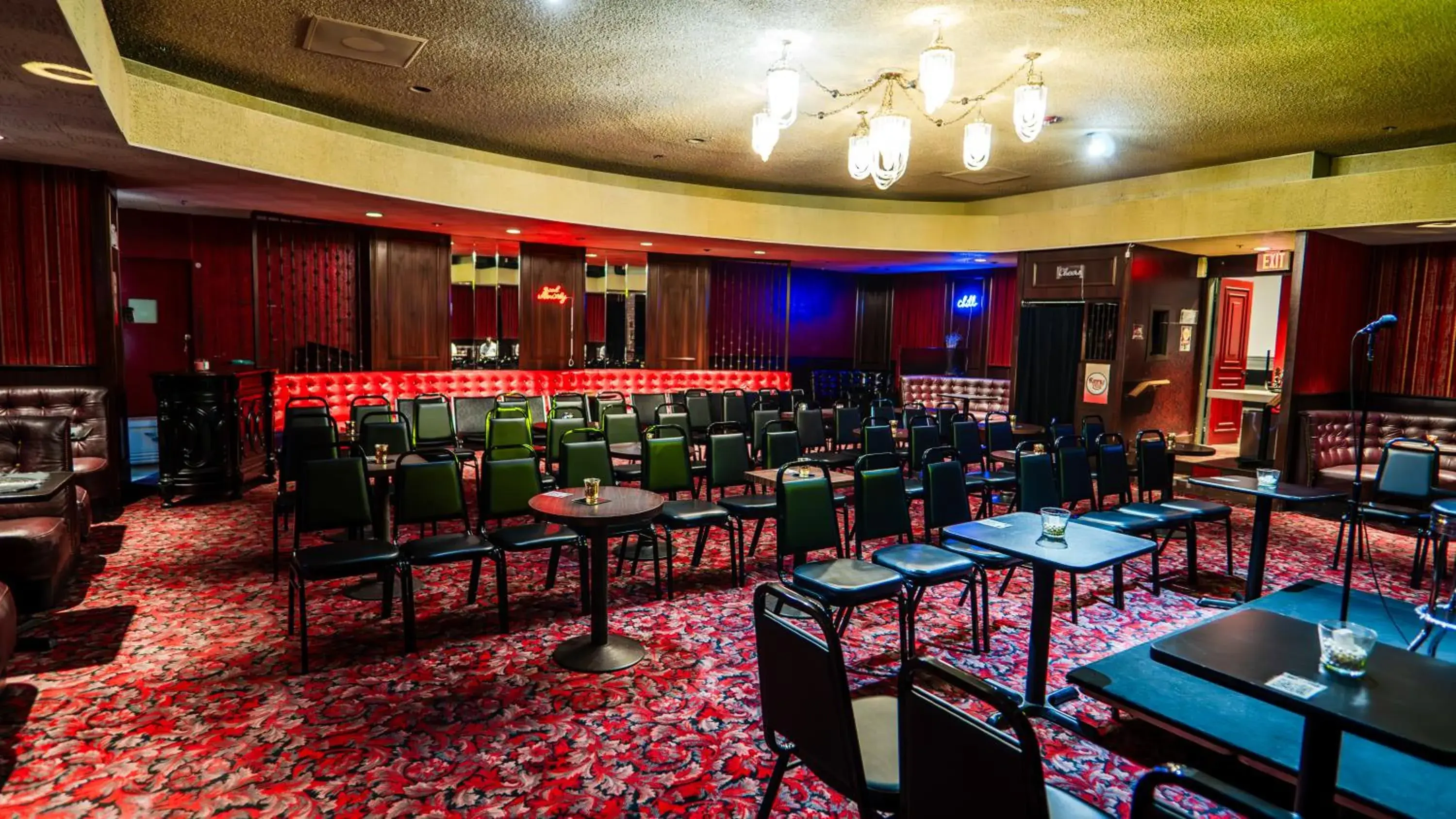 Lounge or bar in G T Hotels Inn & Suites Extended Stay Lounge or bar in G T Hotels Inn & Suites Extended Stay