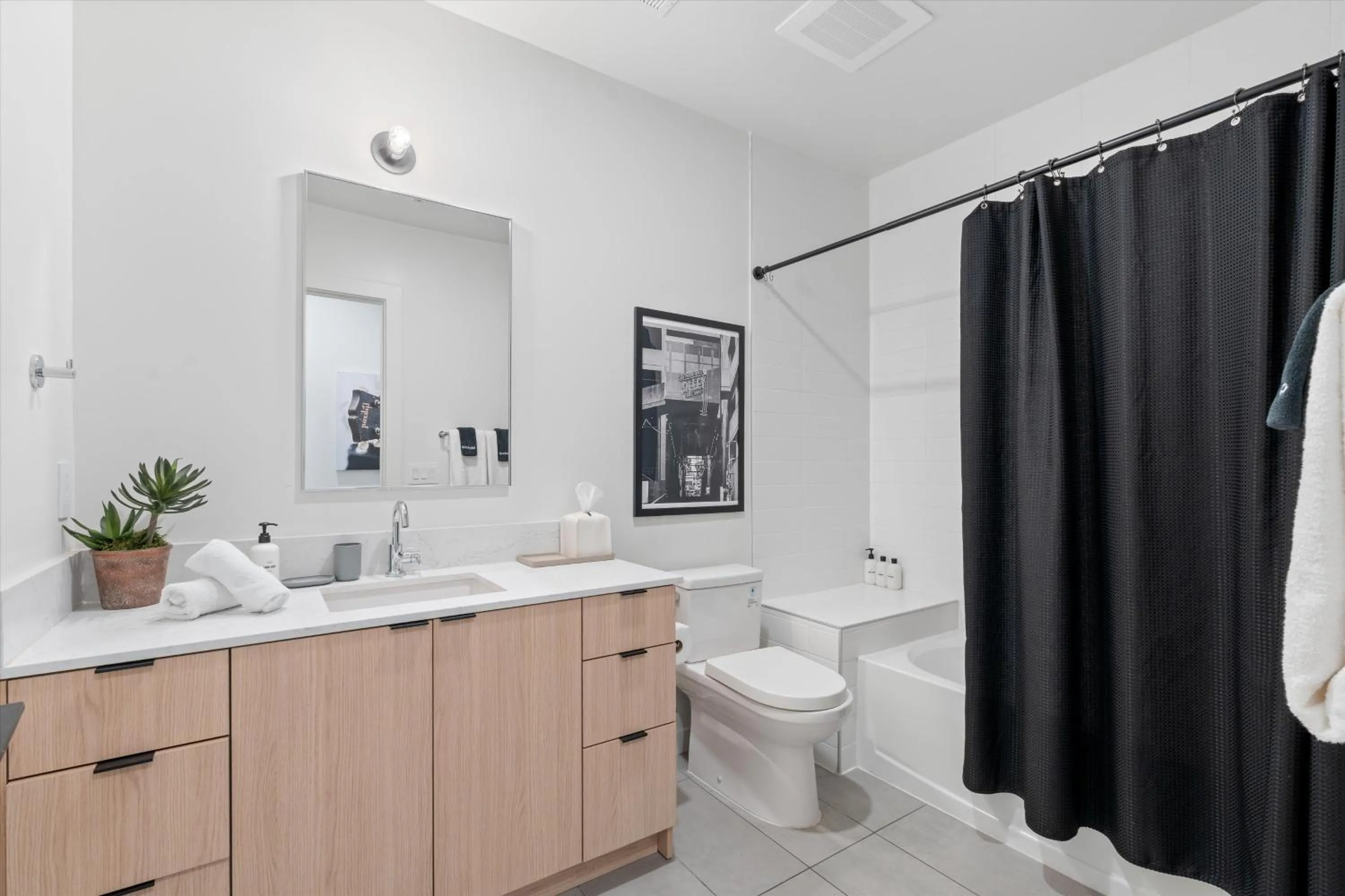 Toilet in Hyve