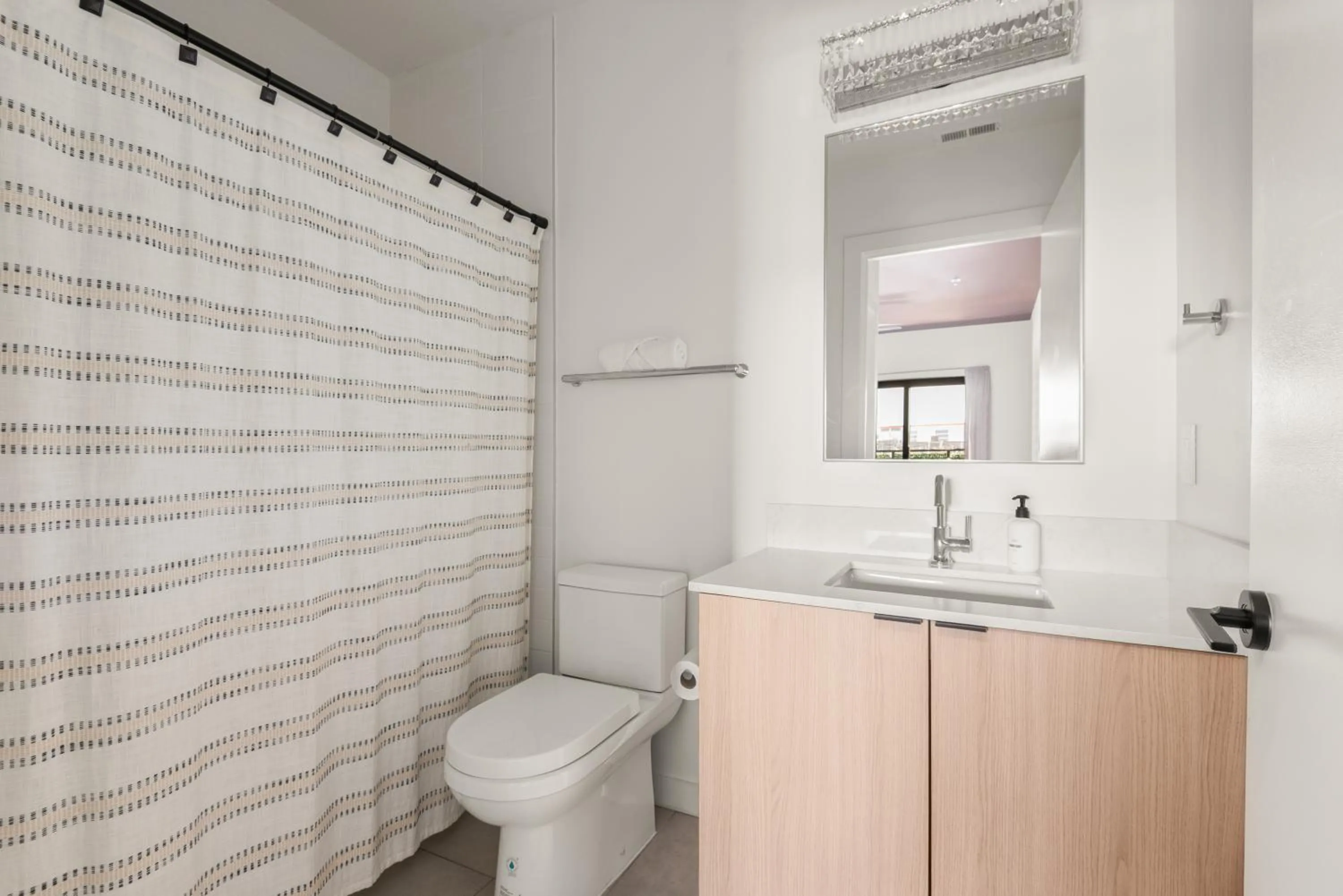 Shower in Hyve