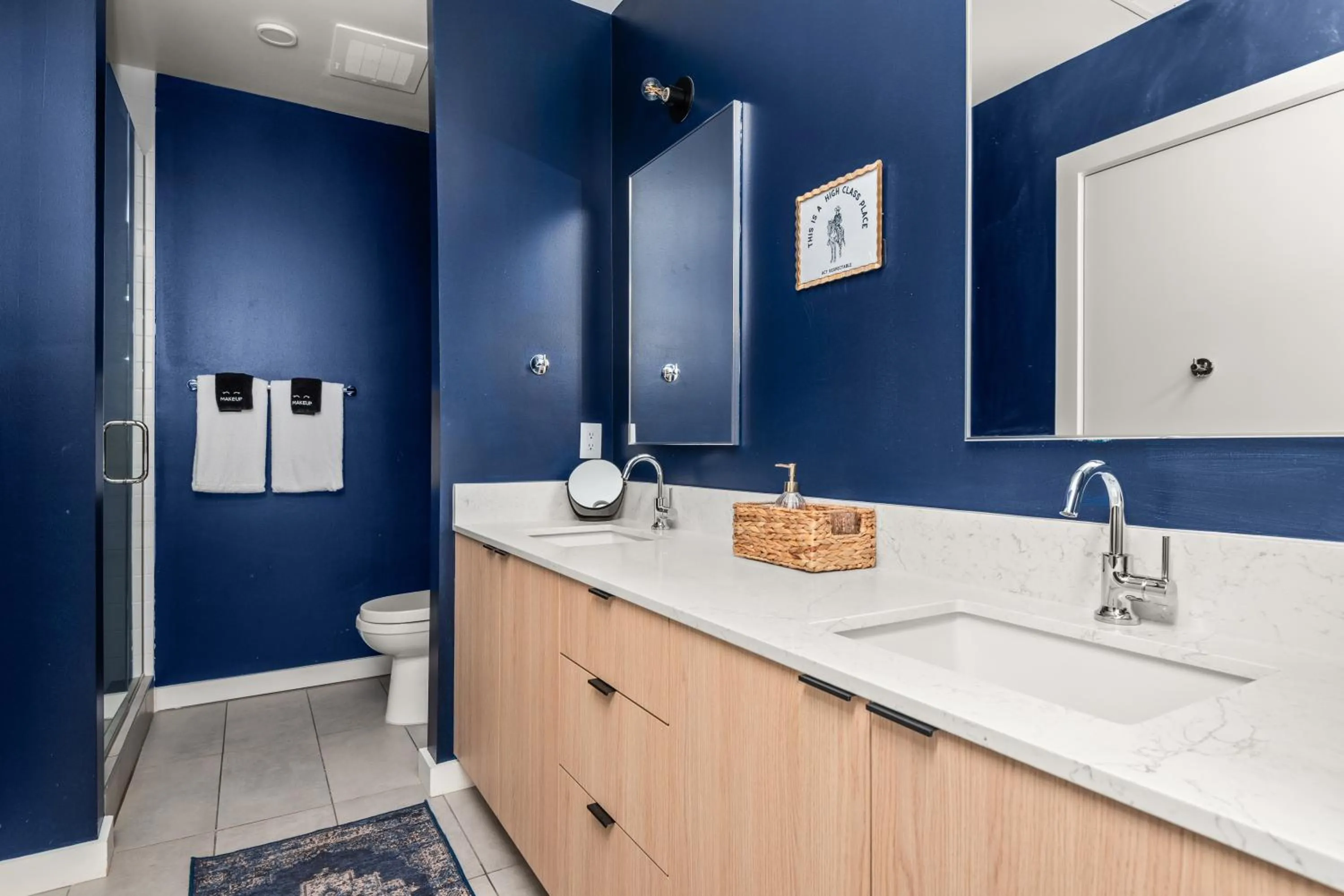 Bathroom in Hyve