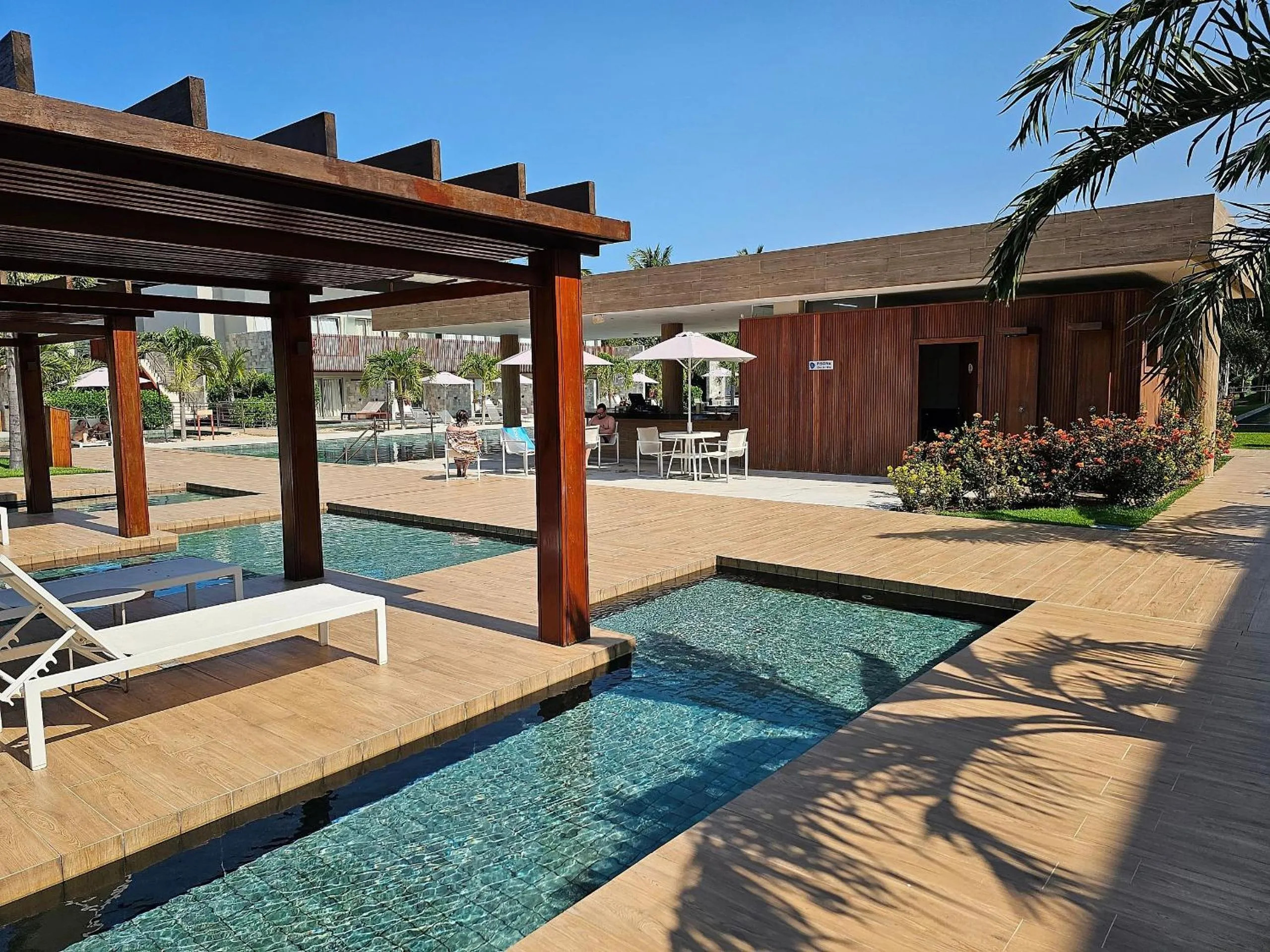 Swimming pool in Flat Luxo com piscina privativa Resort île de Pipa - Locar House