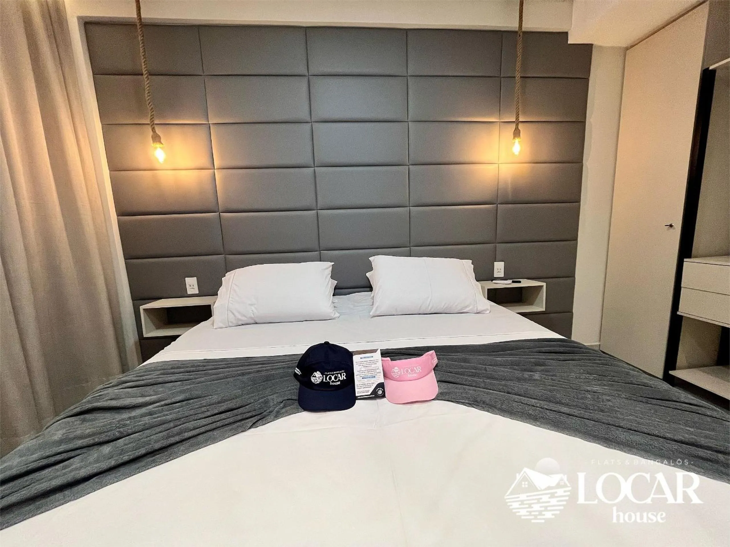 Photo of the whole room, Bed in Flat Luxo com piscina privativa Resort île de Pipa - Locar House