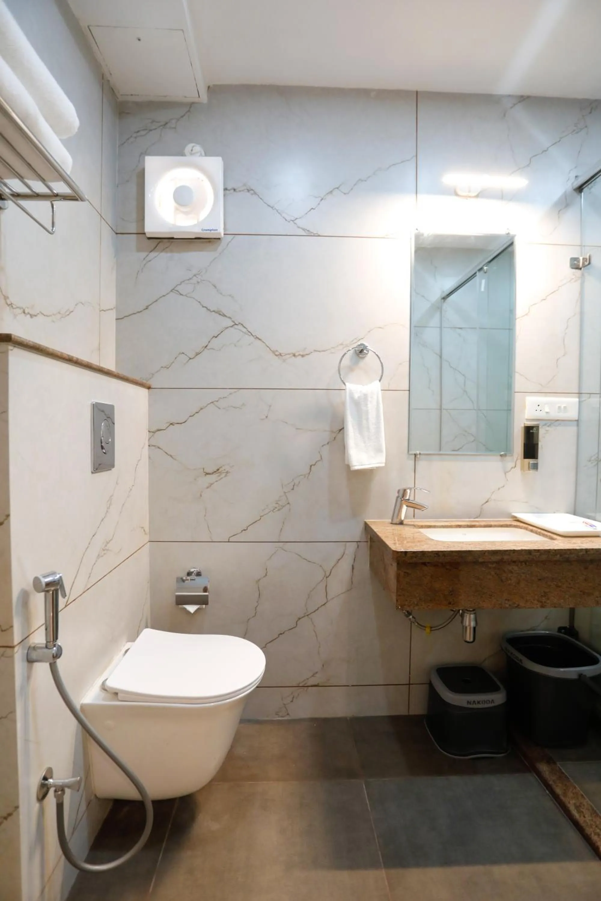 Bathroom in Hotel Dolphin International