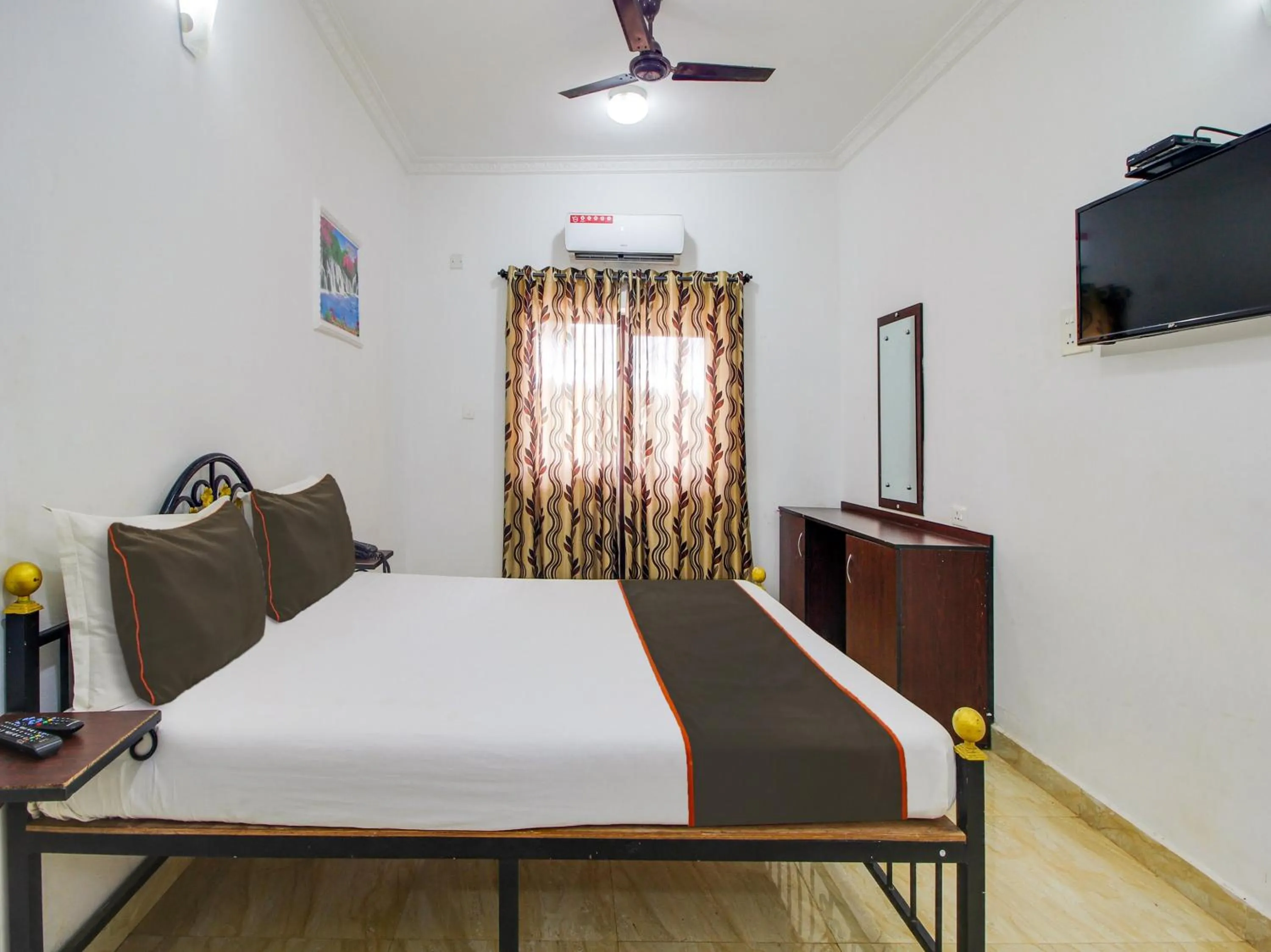 Bedroom, Bed in Collection O Maizons Lakeview Resort