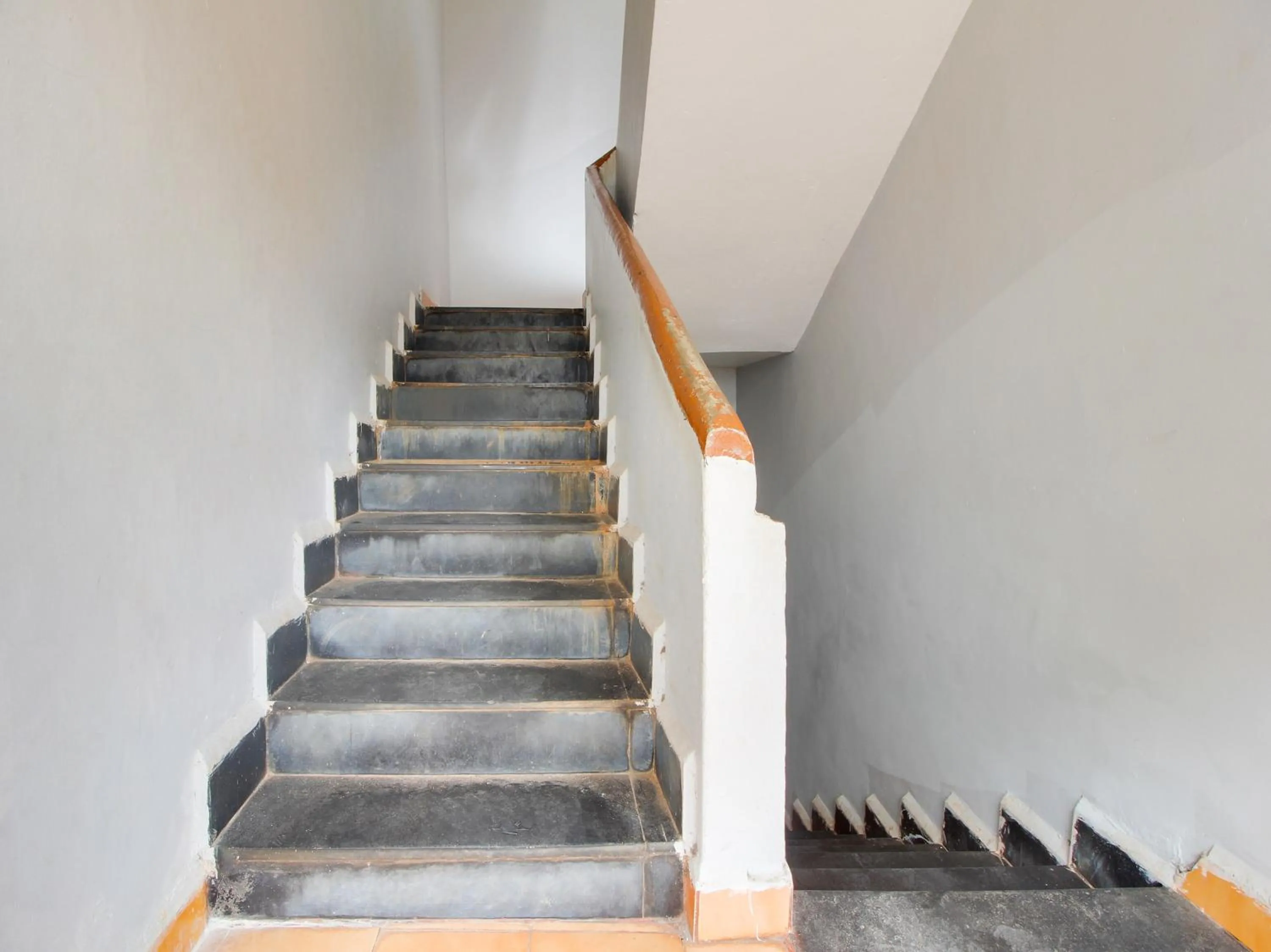 Lobby or reception in Collection O Maizons Lakeview Resort