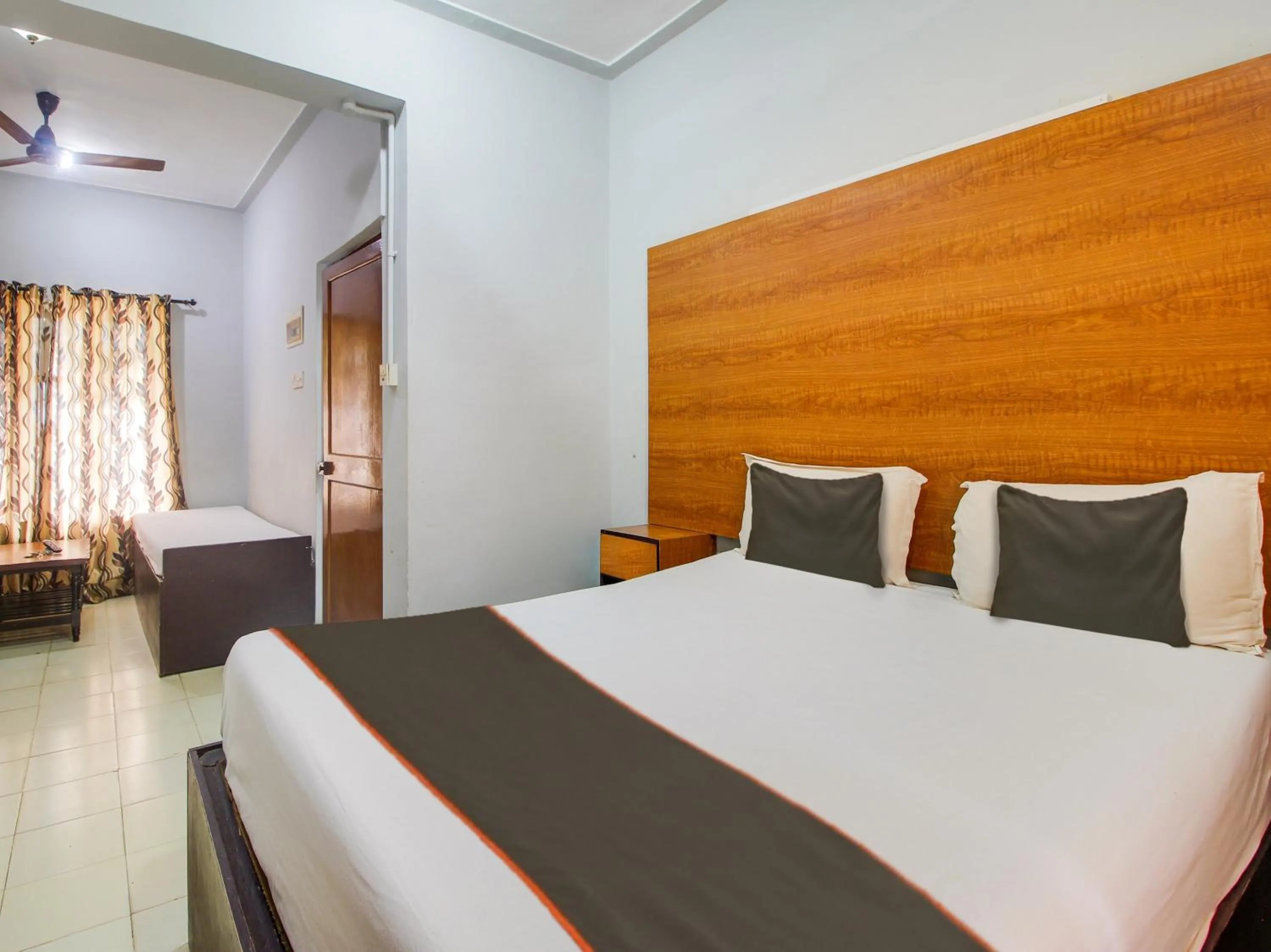 Bedroom, Bed in Collection O Maizons Lakeview Resort