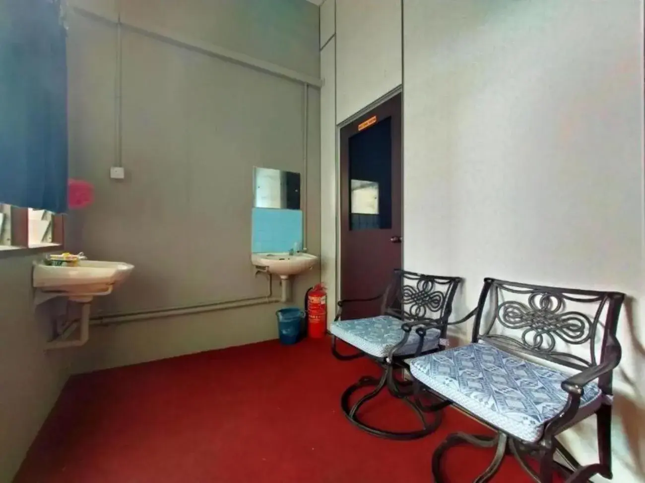 Seating area in Rz Gold Hotel Official Account Seating area in Rz Gold Hotel Official Account