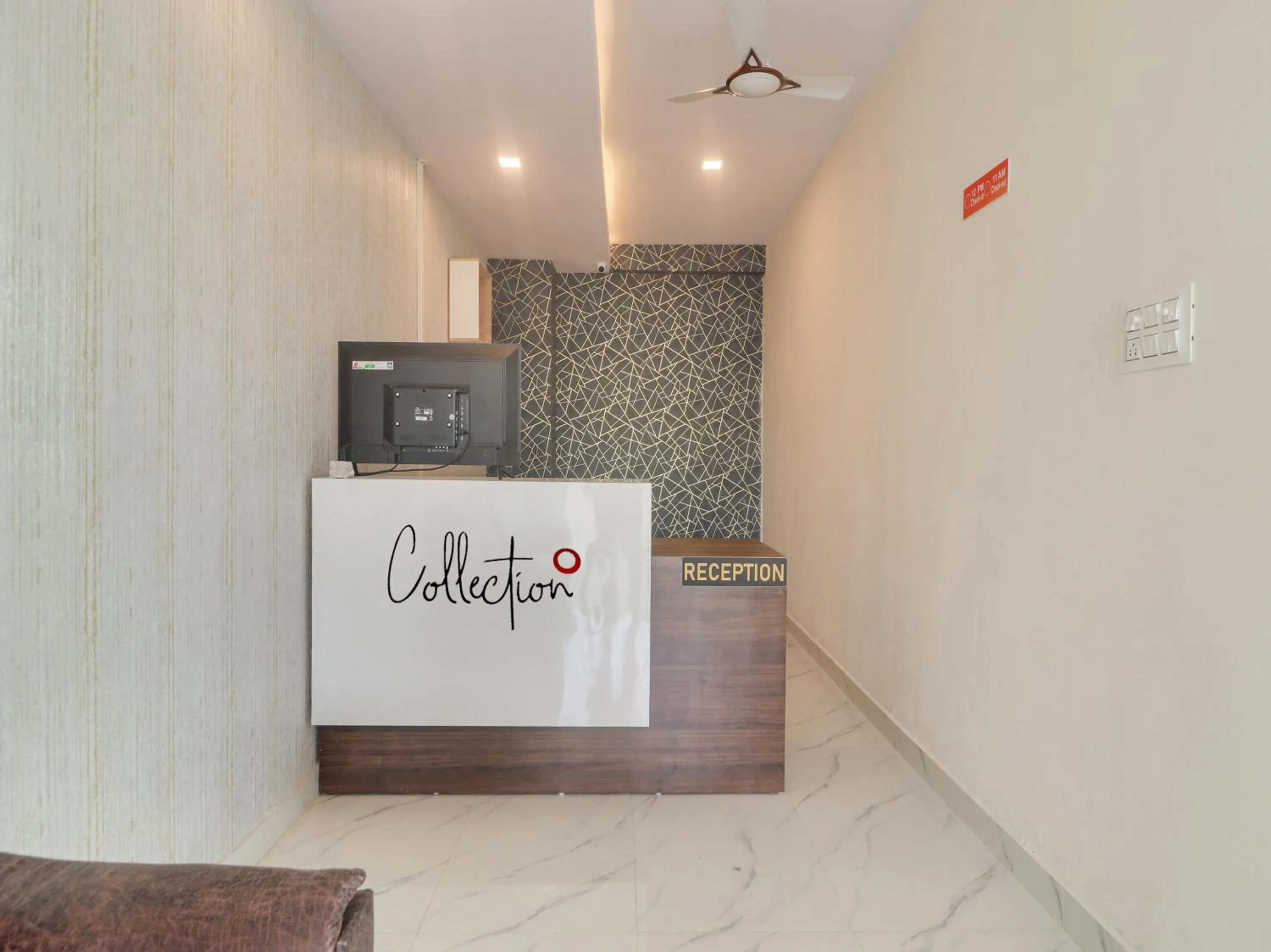 Lobby or reception in Collection O RB GRAND @ KOMPALLY