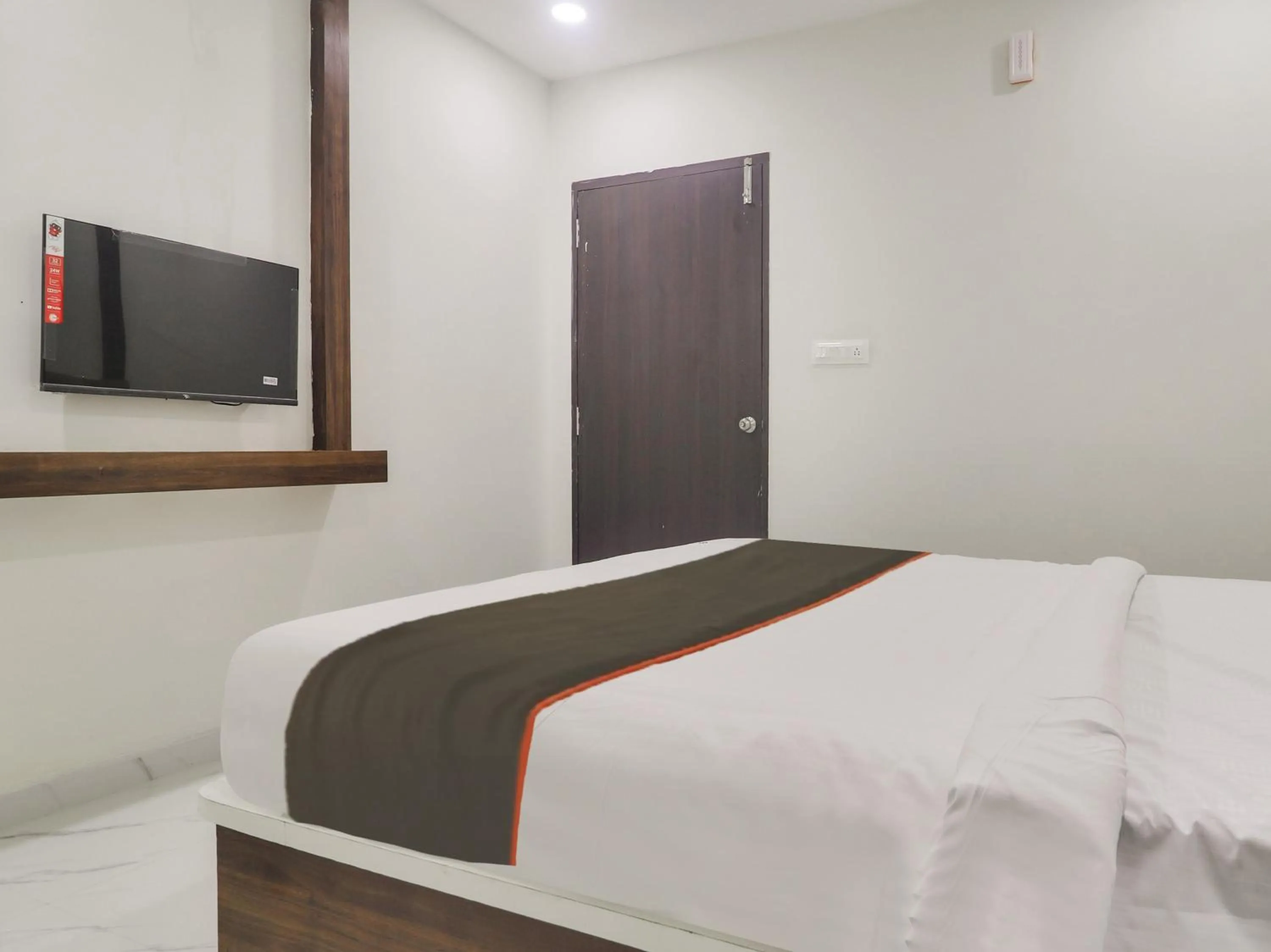 Bedroom, Bed in Collection O RB GRAND @ KOMPALLY