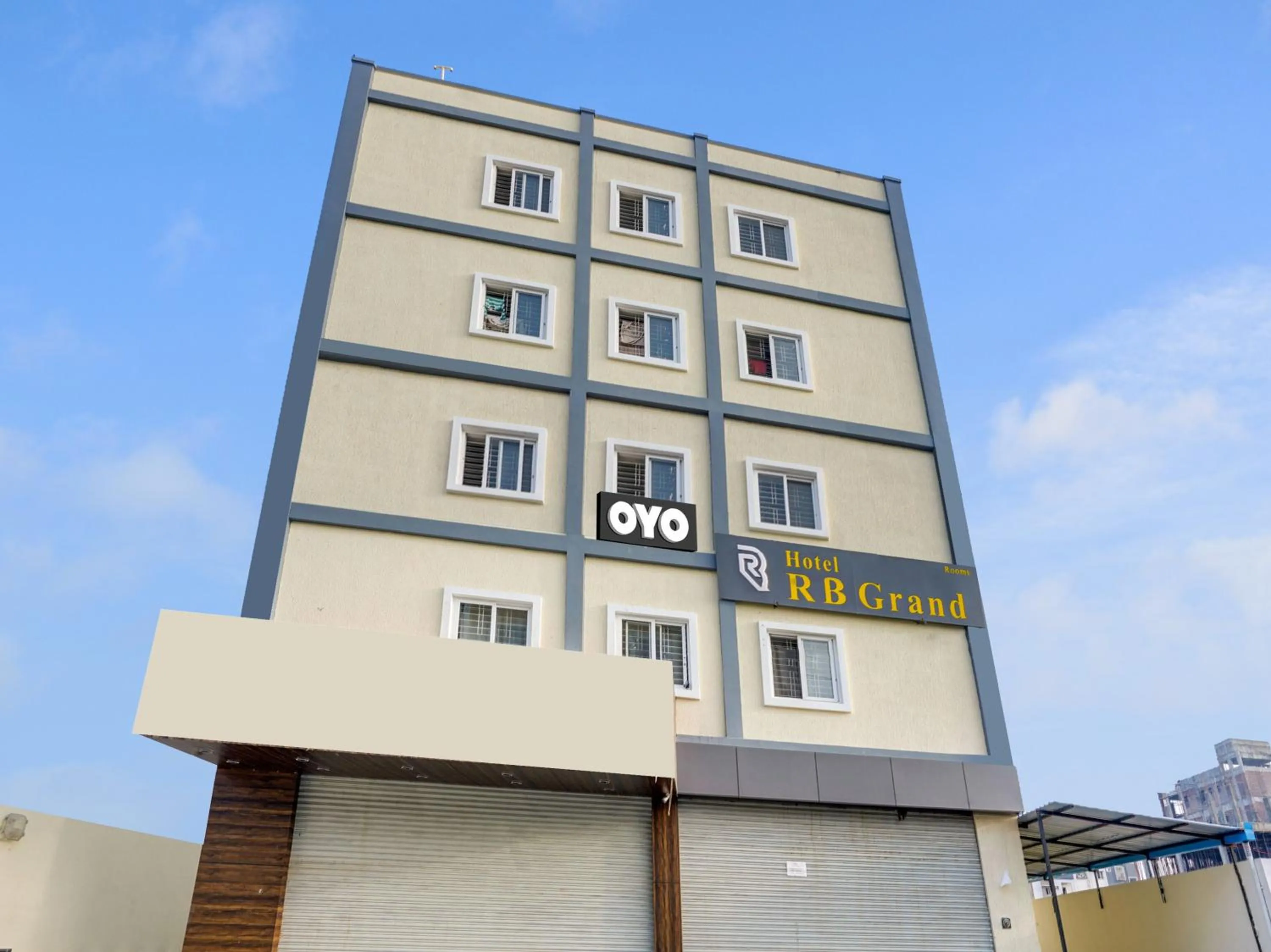 Facade/entrance in Collection O RB GRAND @ KOMPALLY