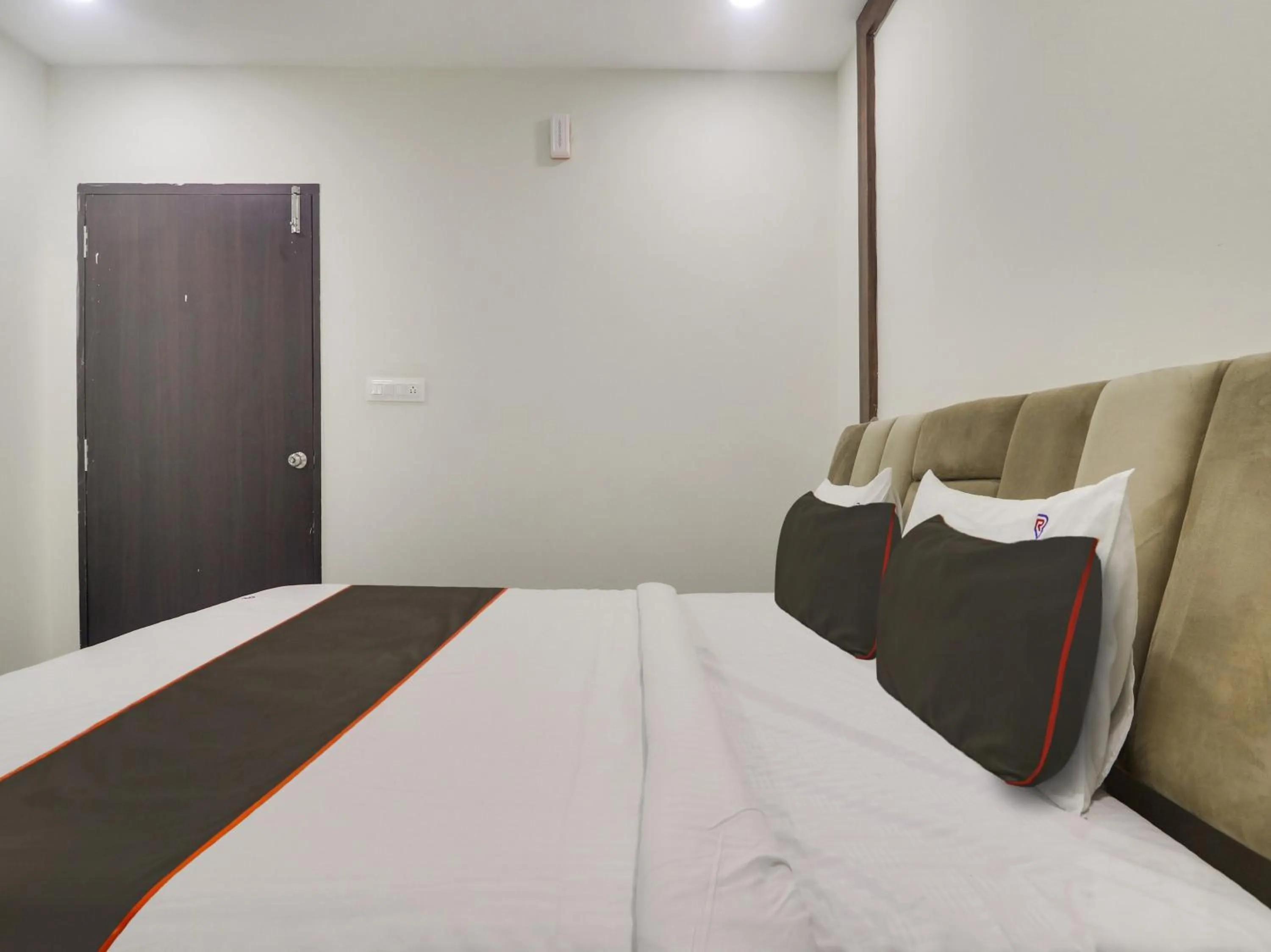 Bedroom, Bed in Collection O RB GRAND @ KOMPALLY