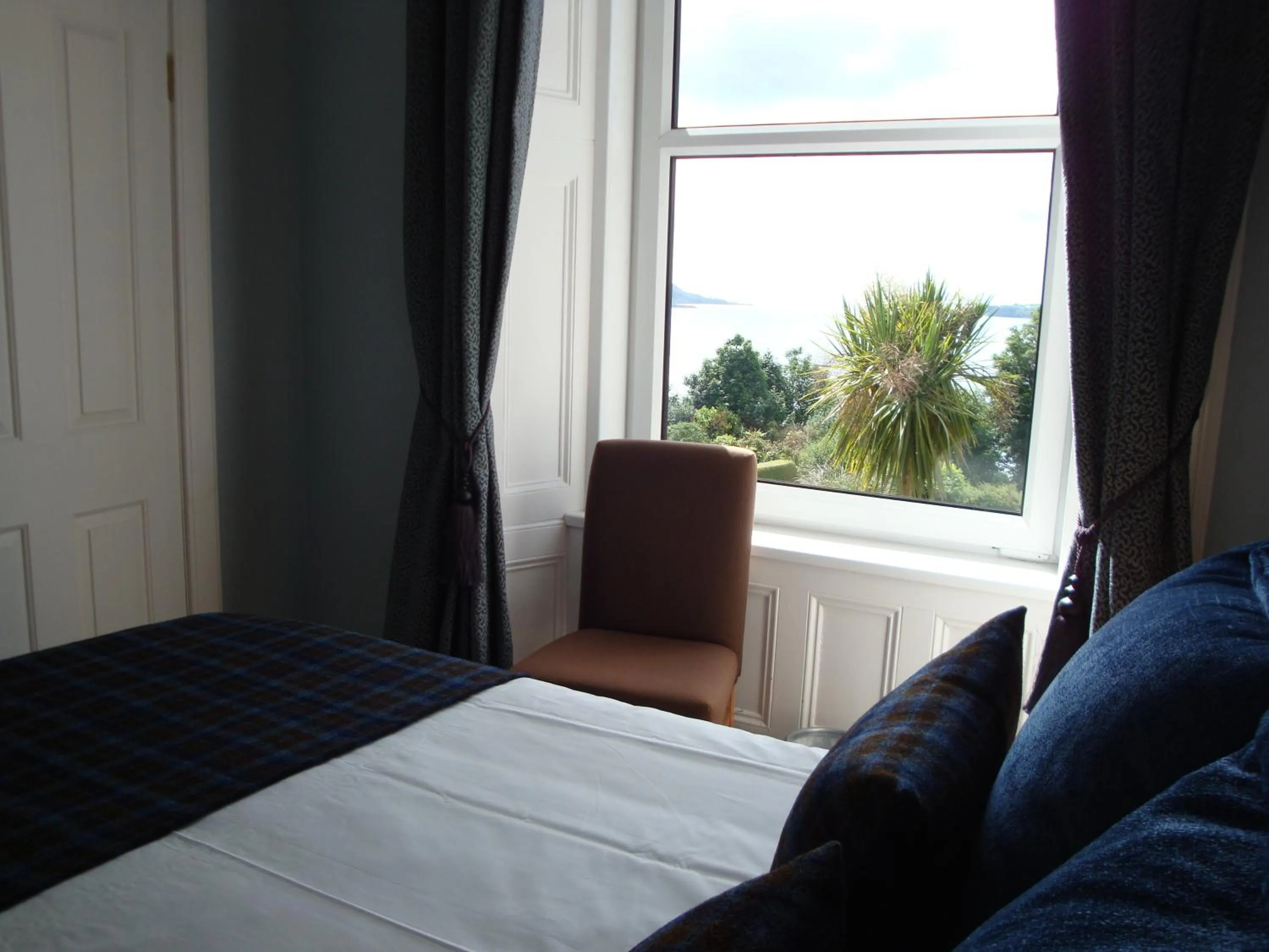 Day, Bed in The Arran Lodge & Arran Sleep Huts