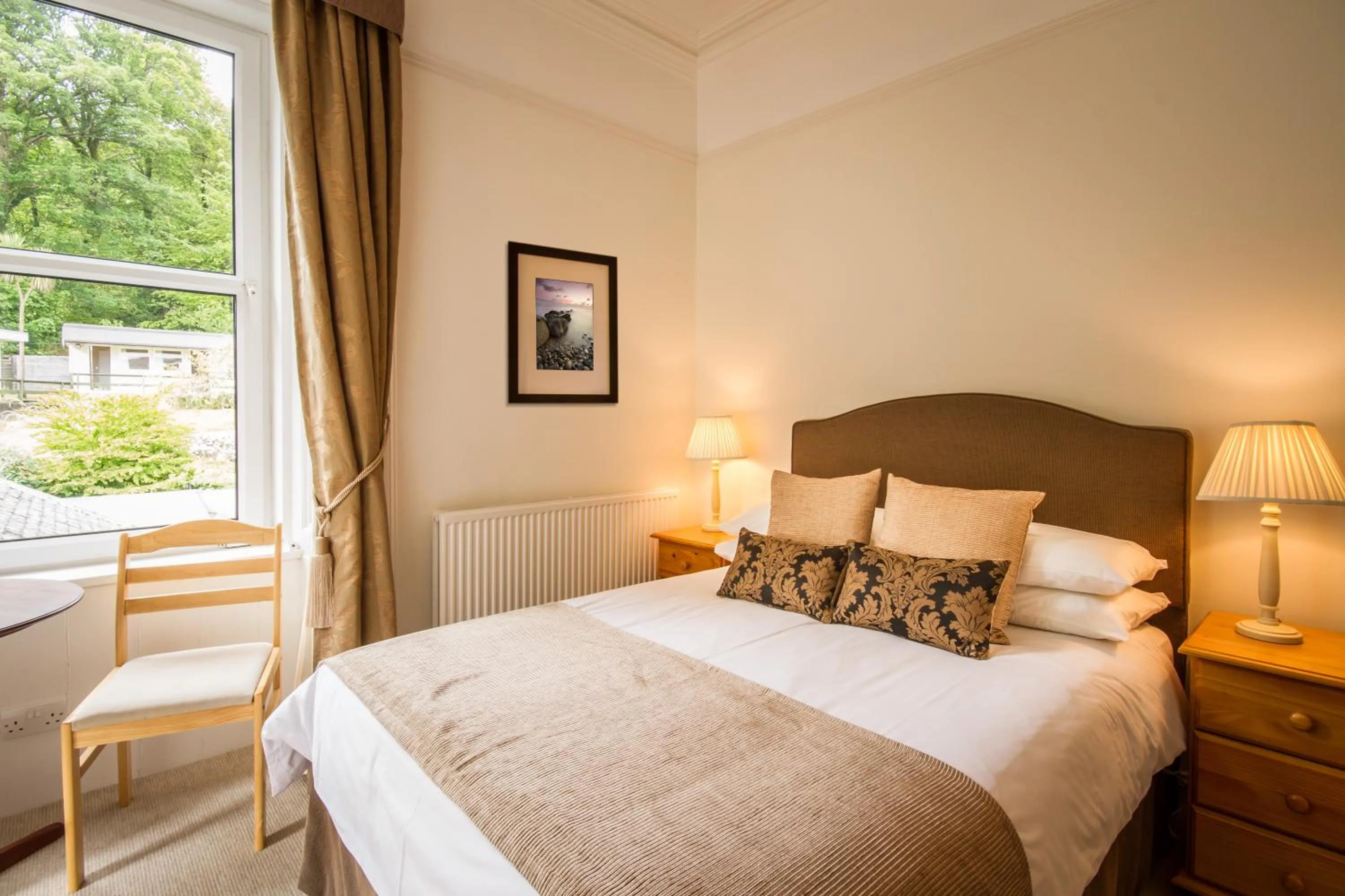 Photo of the whole room, Bed in The Arran Lodge & Arran Sleep Huts