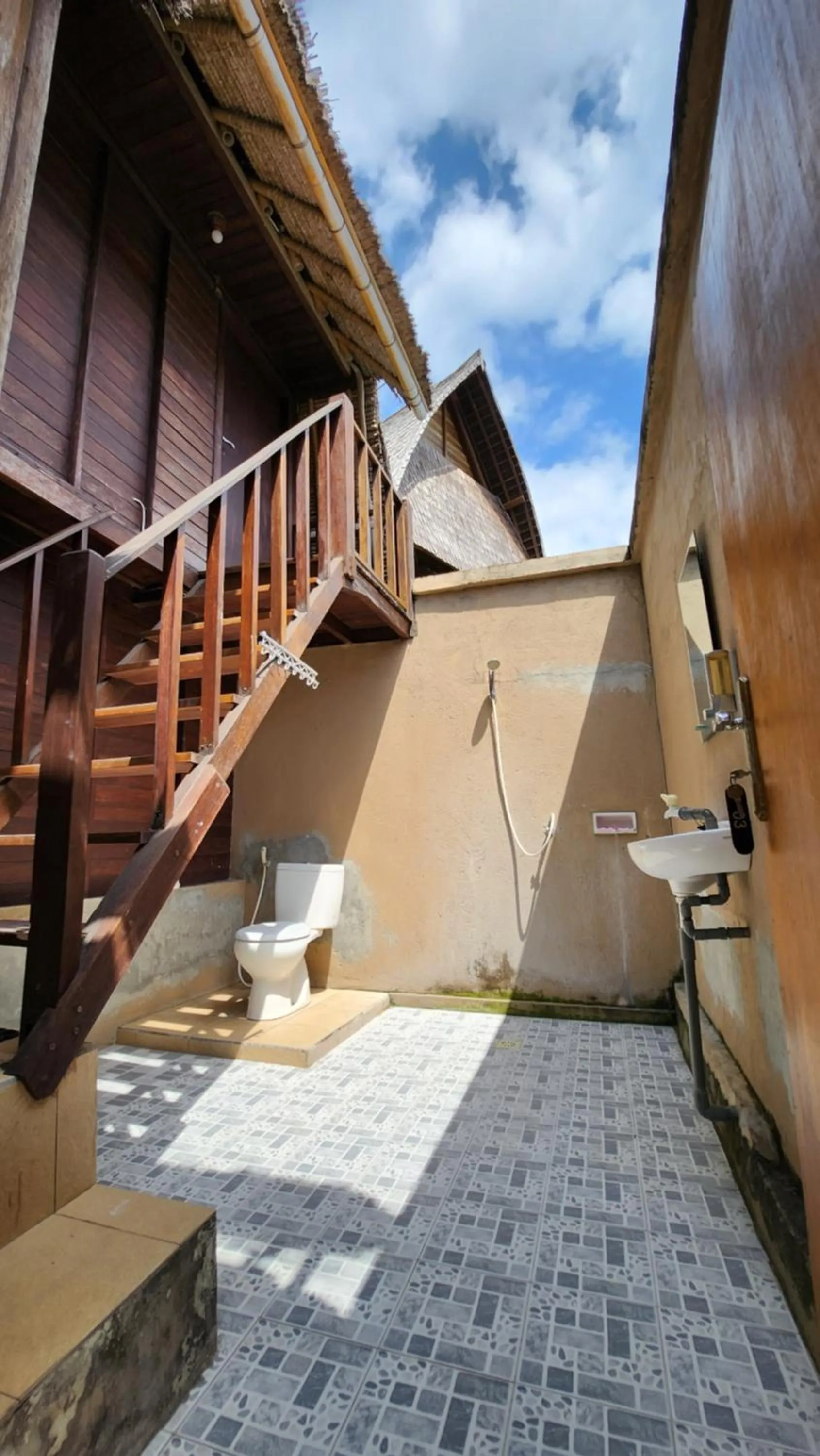 Bathroom in Suka Beach Bungalow