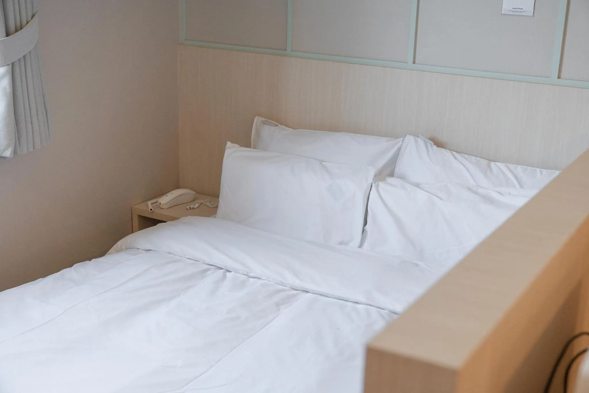 Bed in Workers Hotel Ansan by Aank