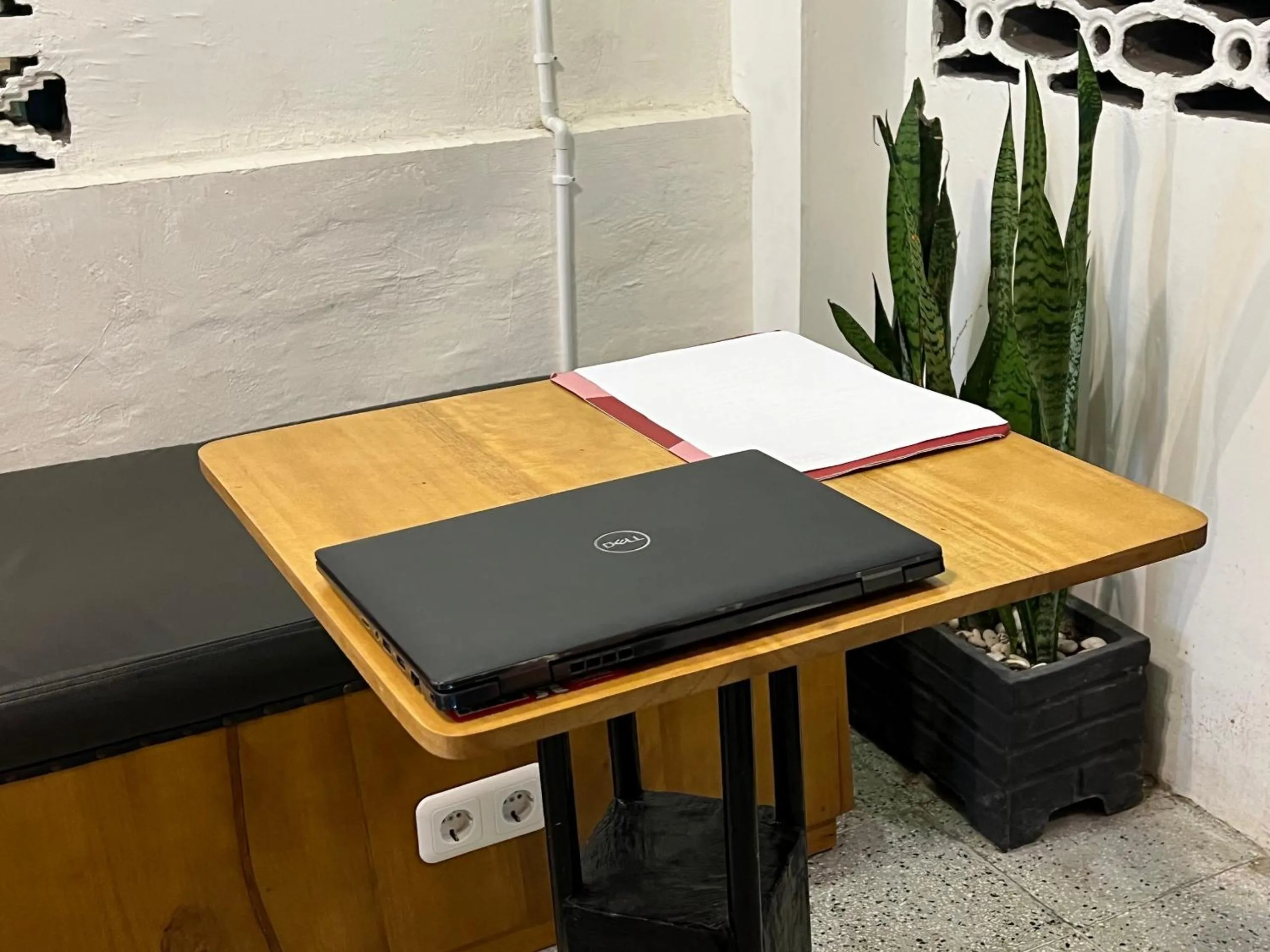 Lobby or reception in Hotel O Wisma Aliyah Near Sidrap