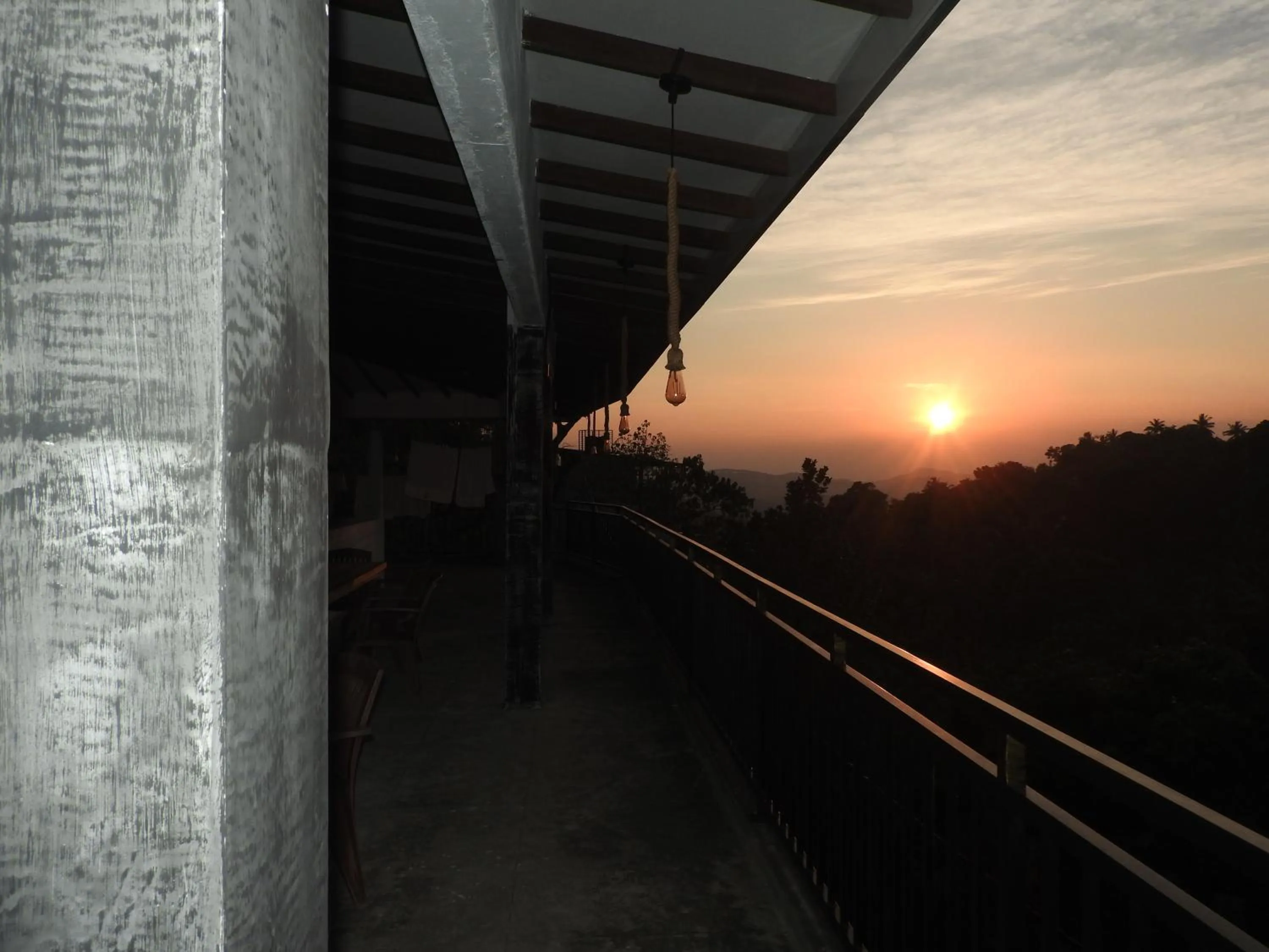 Sunset in Green Heaven Resort Kandy