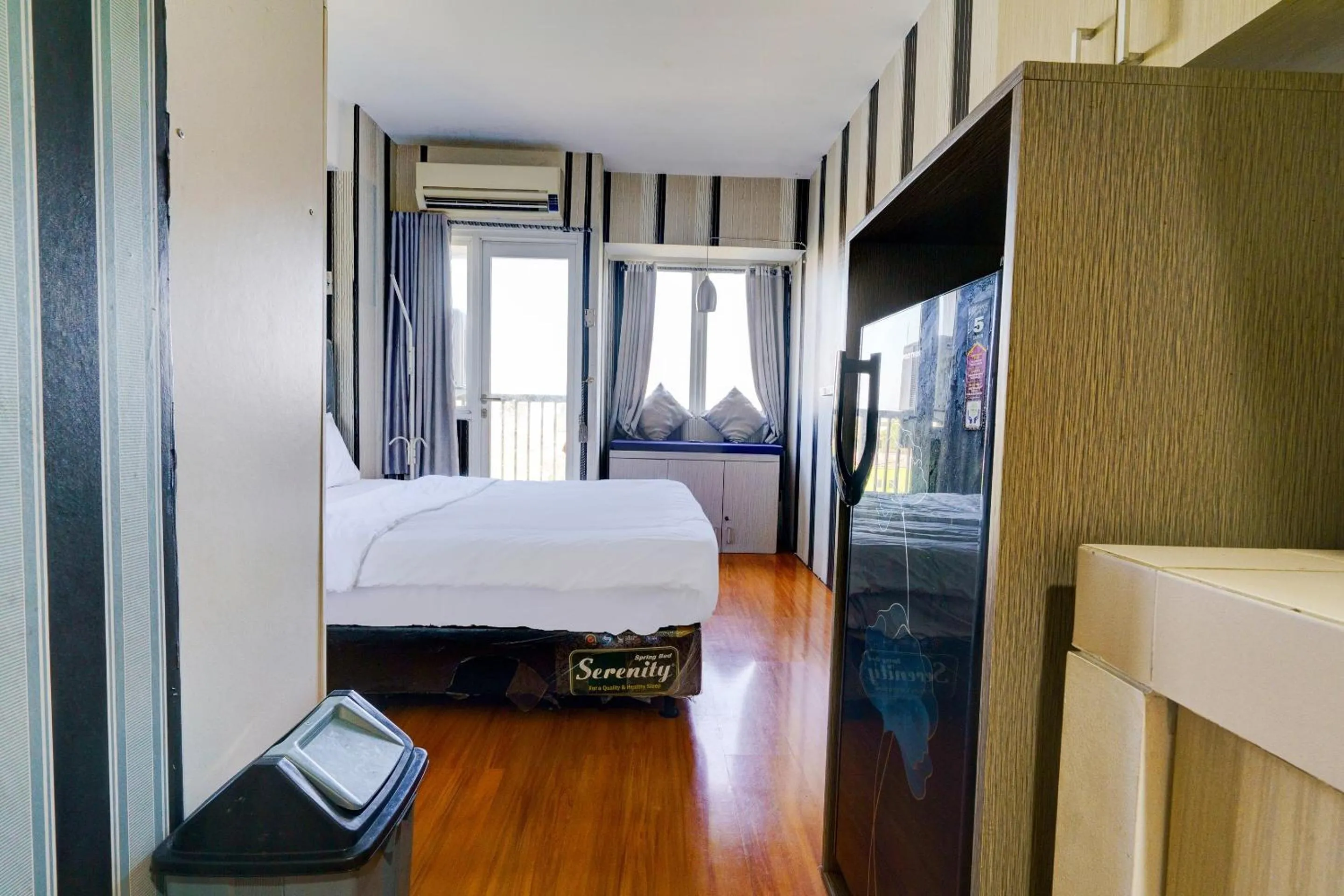 Bedroom, Bed in OYO Life 92874 Apartement Grand Sentraland Karawang By Red Dragon