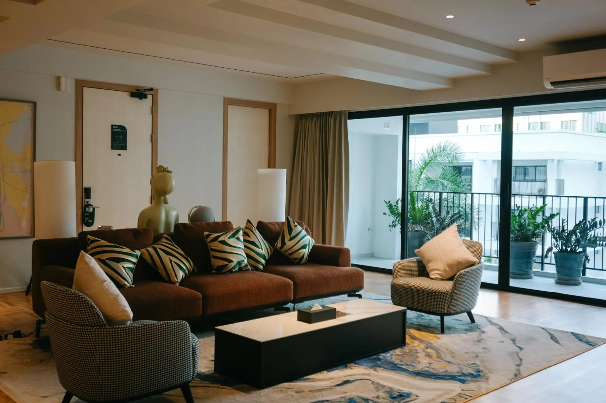 Living room in Floral Court Hotel & Residence Sukhumvit 13