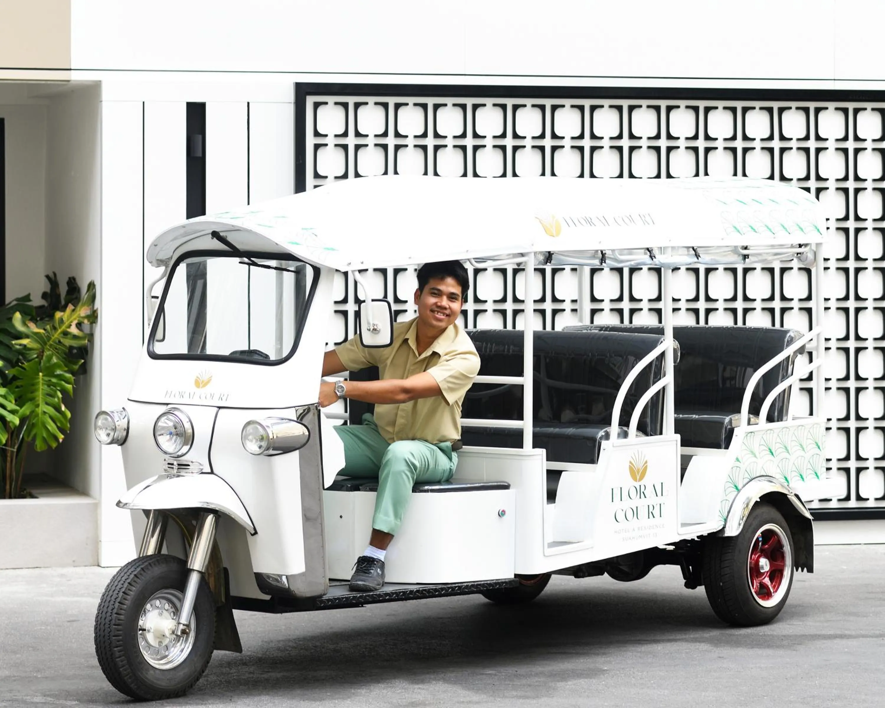 Staff in Floral Court Hotel & Residence Sukhumvit 13