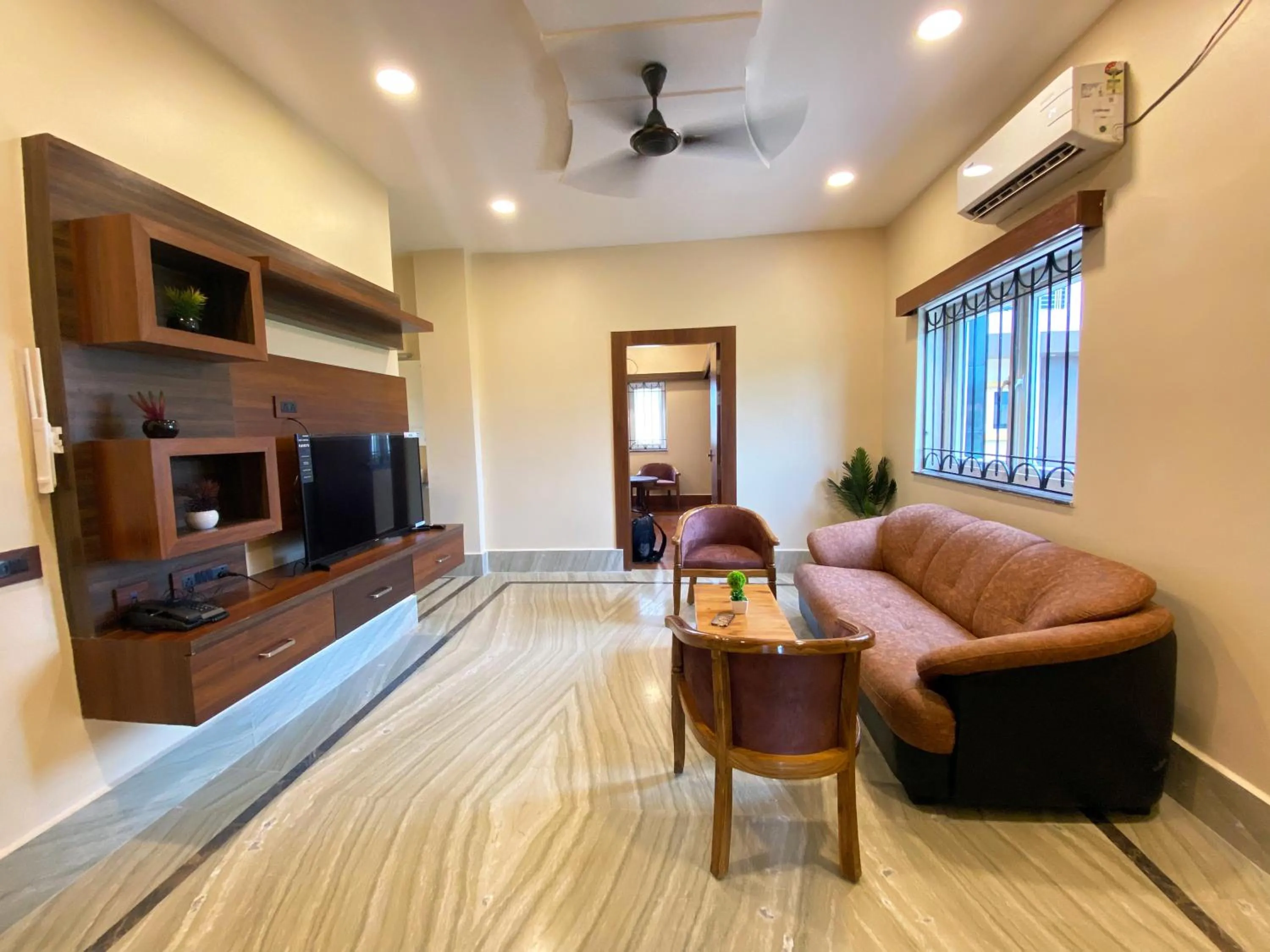 TV and multimedia in JHARNA RESORT