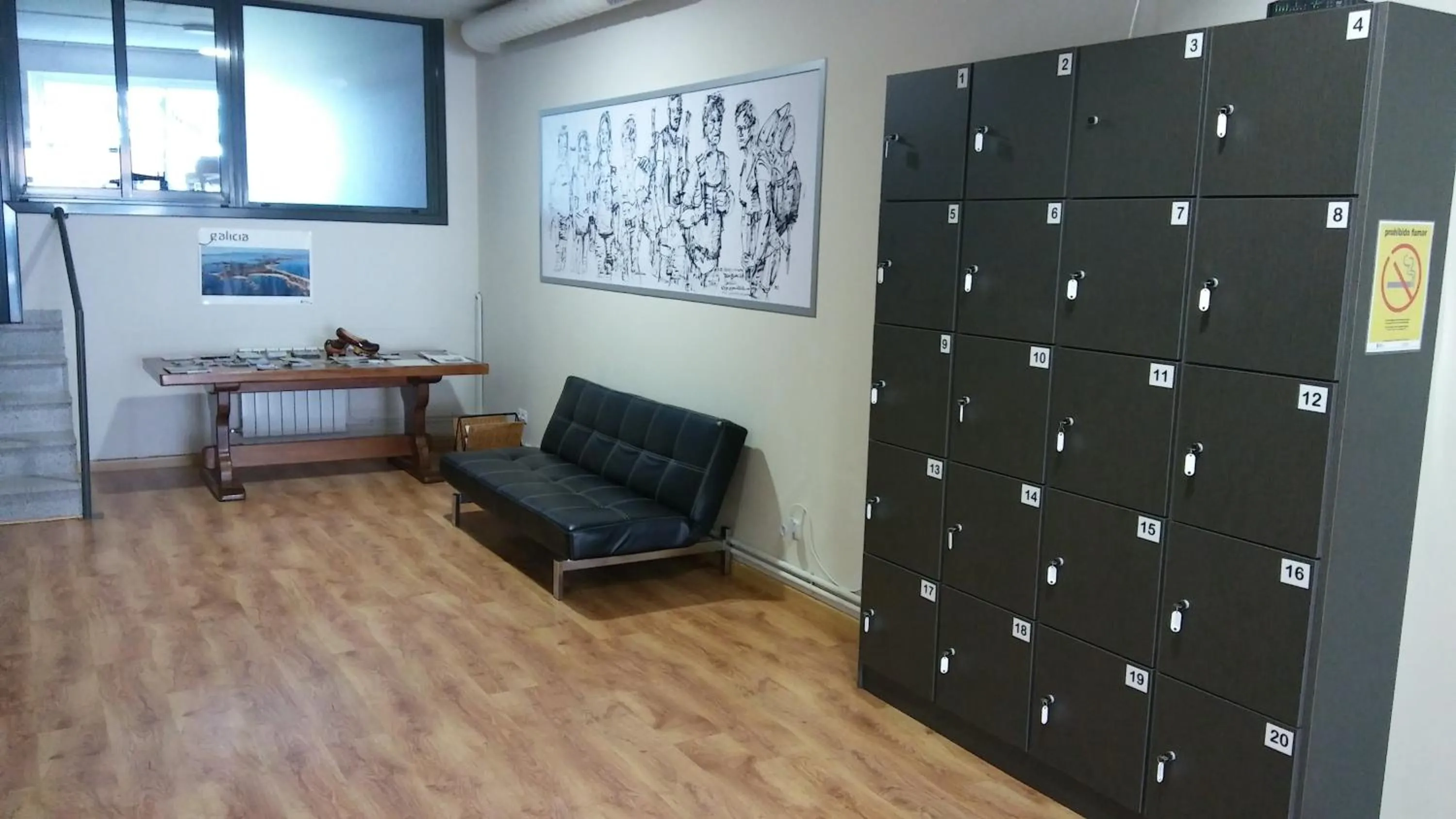 Lobby or reception in Alma del Camino - Rooms & Albergue