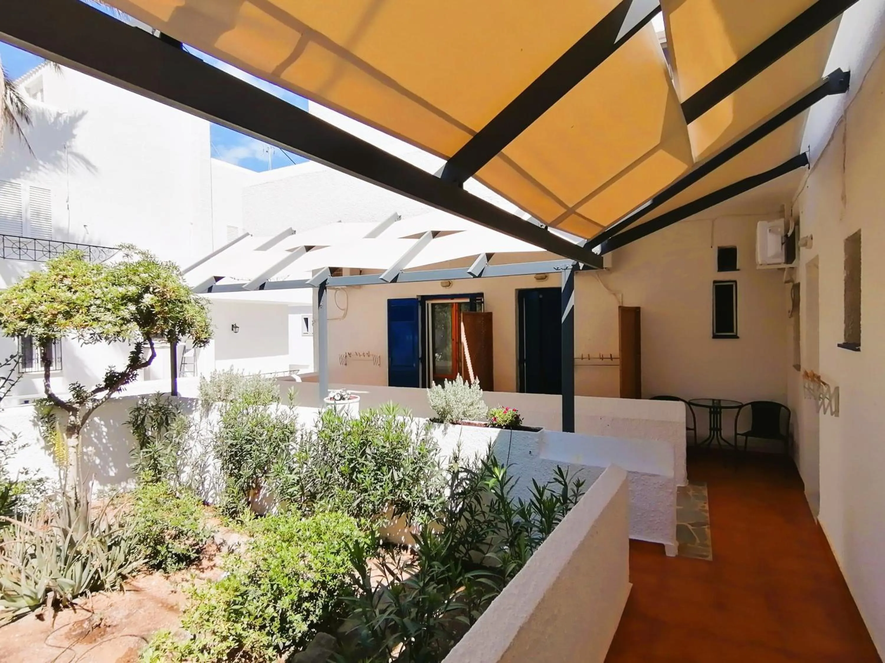 Garden in Perdika Mare Guesthouse