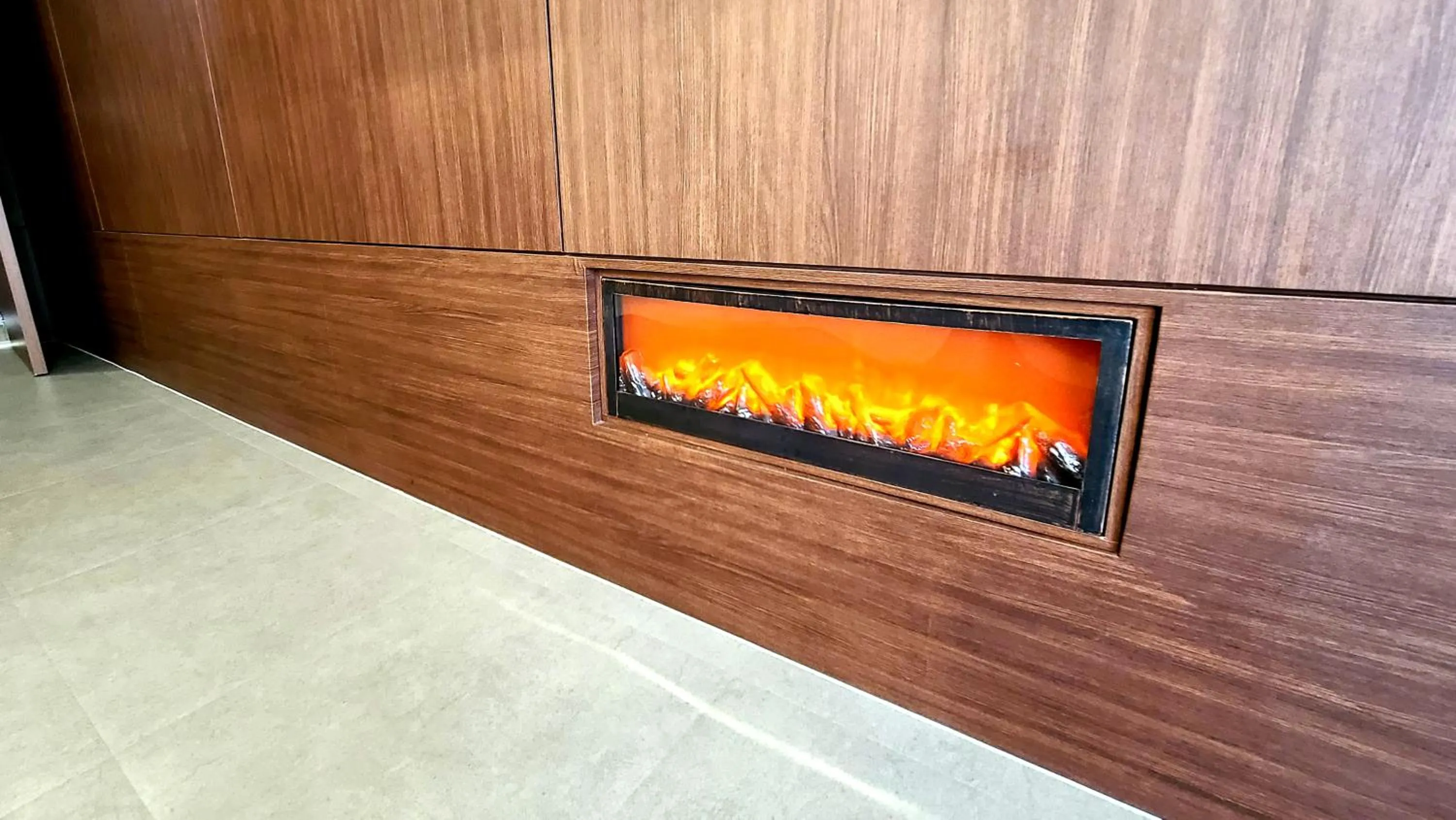 Hound Hotel Gijang Osiria