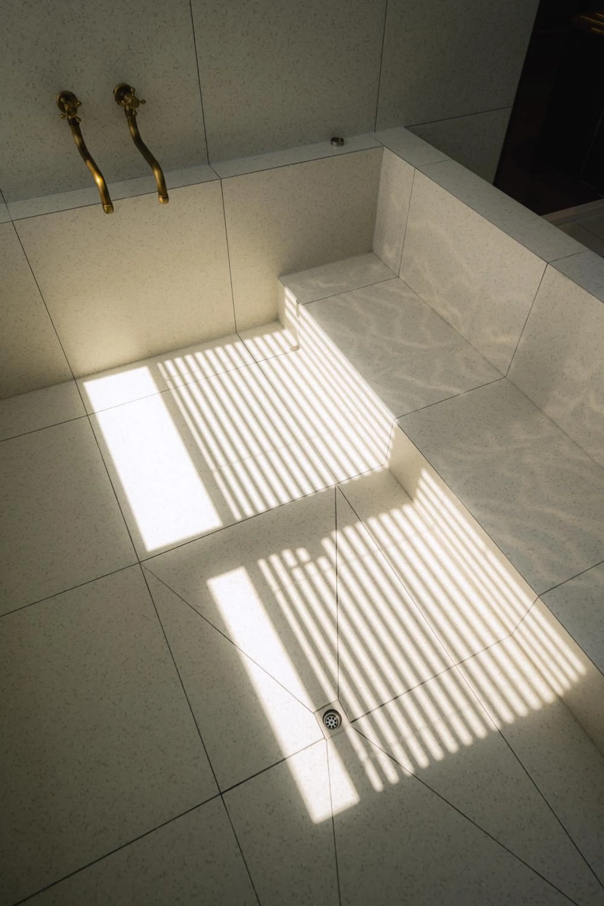 Hound Hotel Gijang Osiria