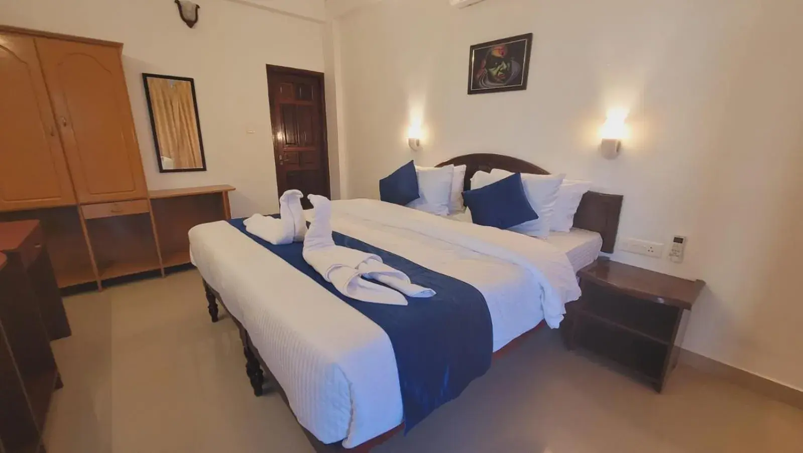 Bedroom, Bed in tippys beach resort Bedroom, Bed in tippys beach resort