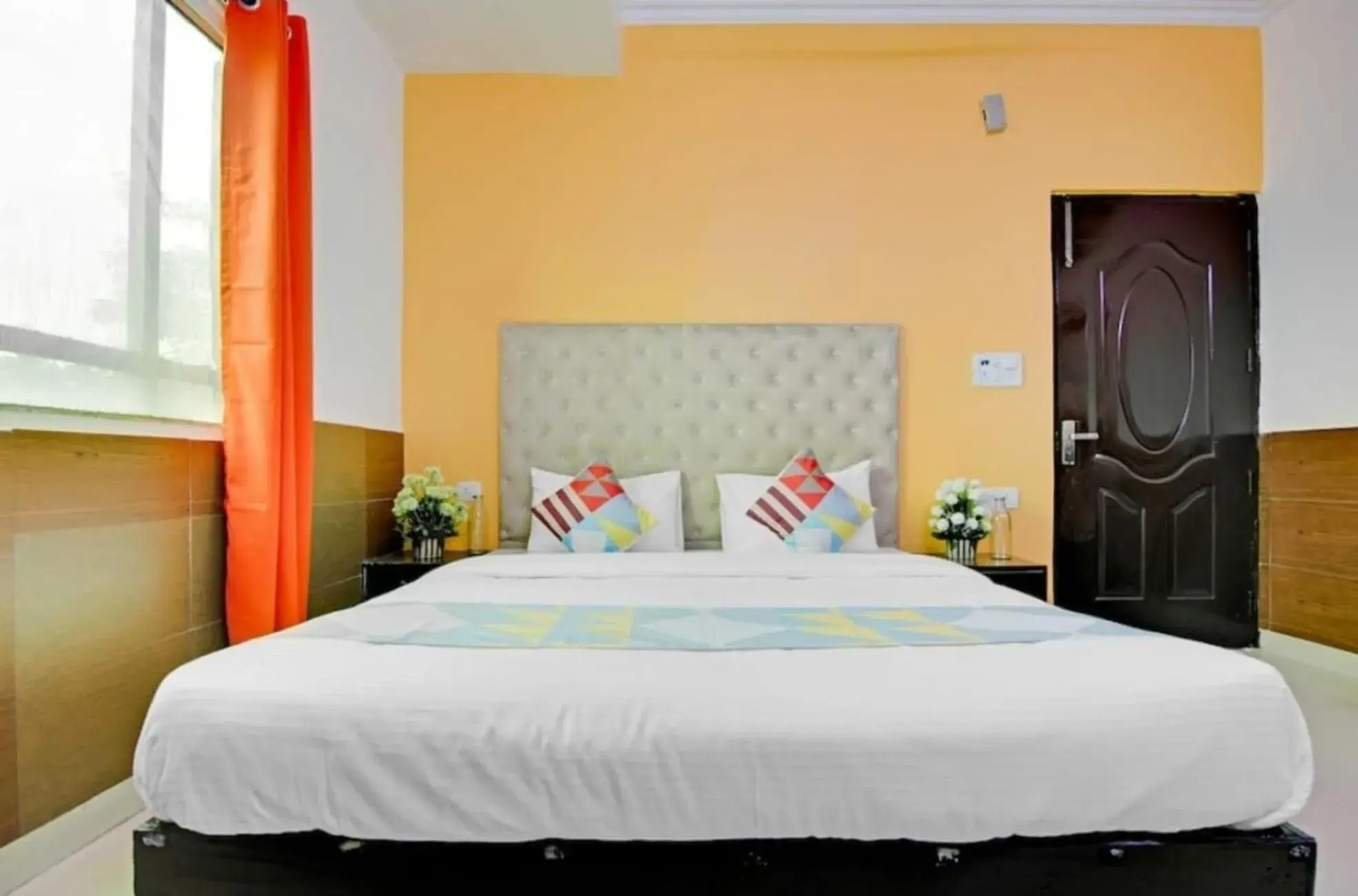 Small Double Room in HOTEL THE LAZEEZ Small Double Room in HOTEL THE LAZEEZ