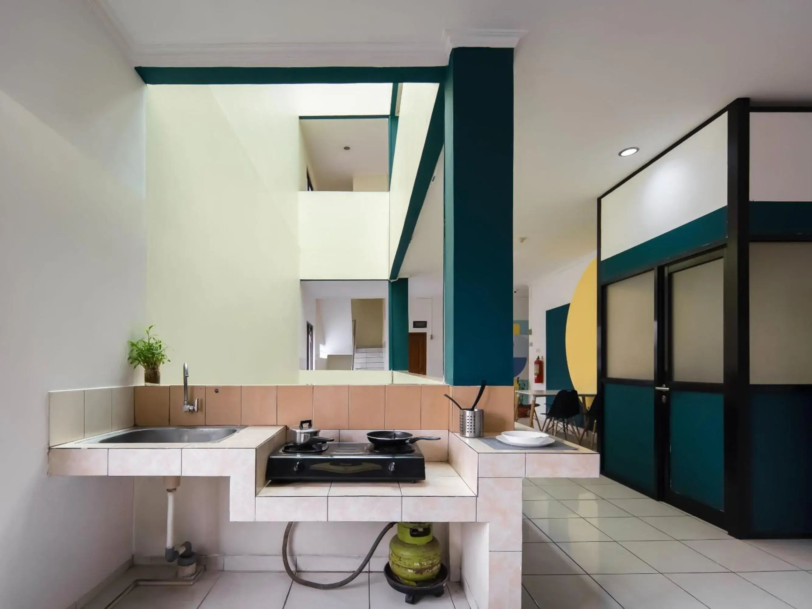 Property building in Cove Horizone Property building in Cove Horizone