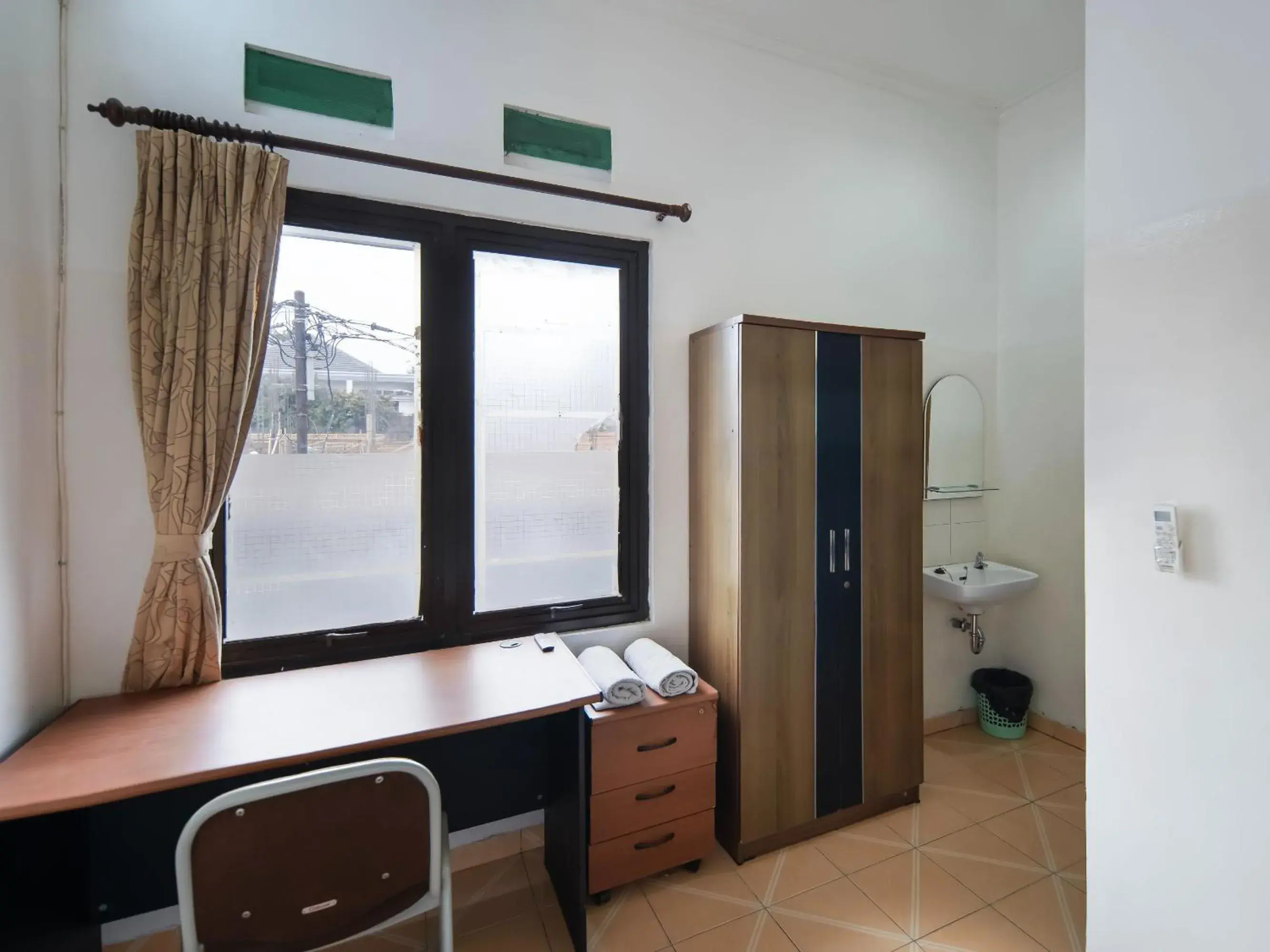 Bedroom in Cove Horizone Bedroom in Cove Horizone